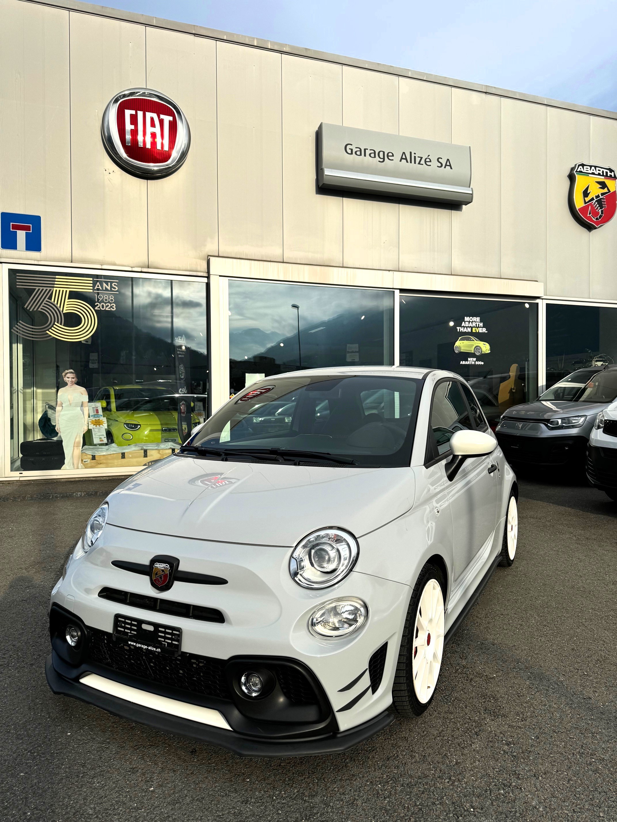 FIAT 595 1.4 16V Turbo Abarth Esseesse