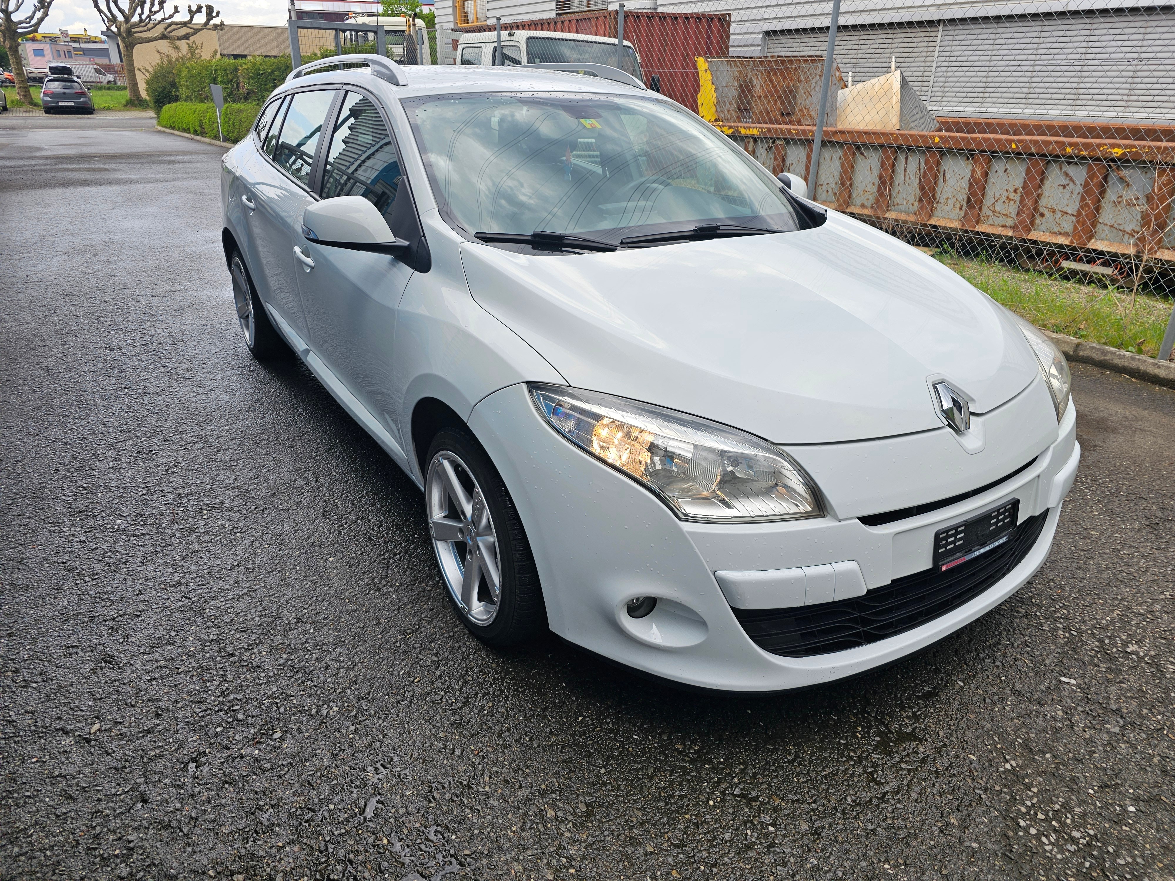 RENAULT Mégane Grandtour 1.5 dCi Bose EDC