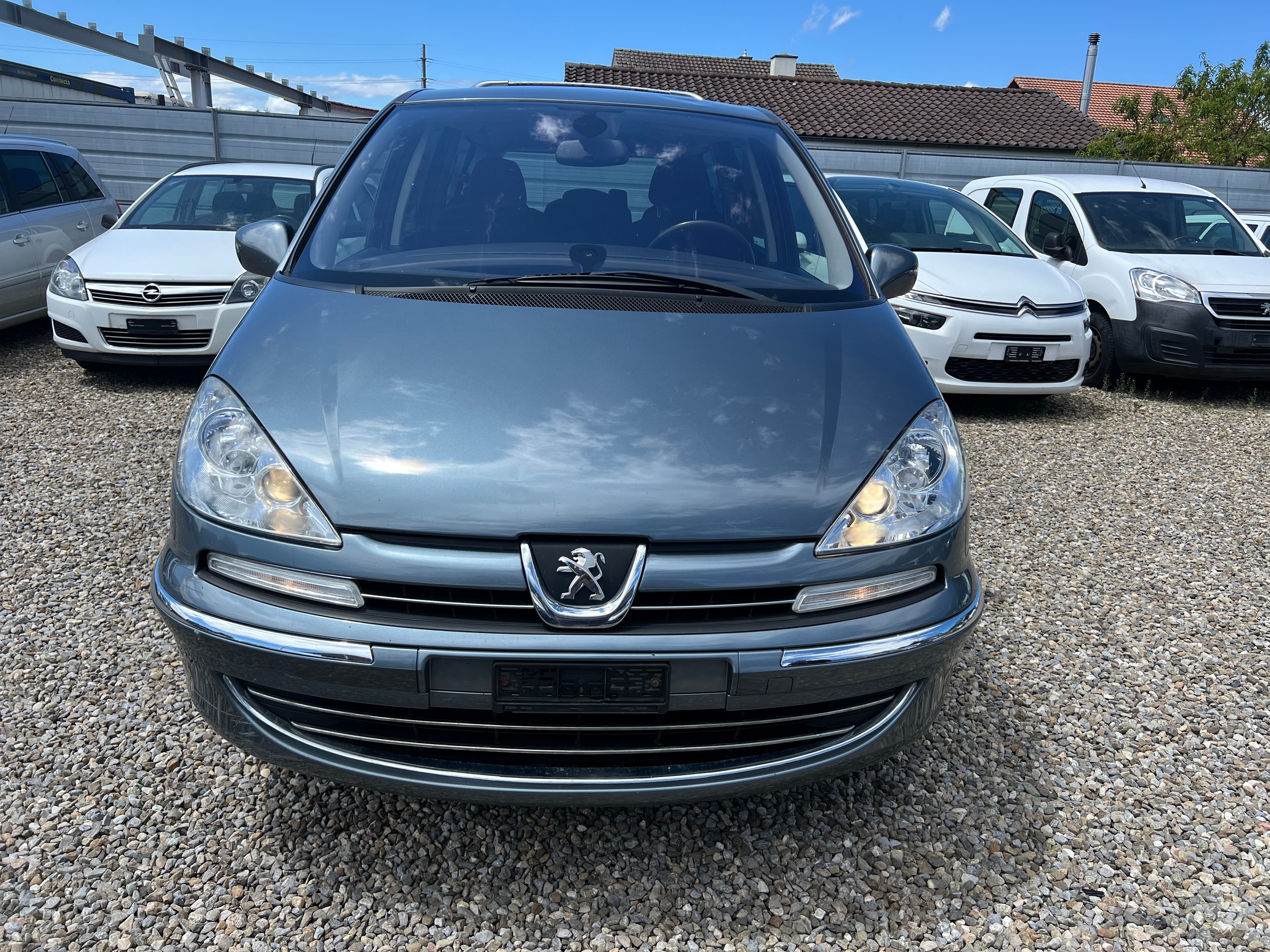 PEUGEOT 807 2.0 16V HDi Style