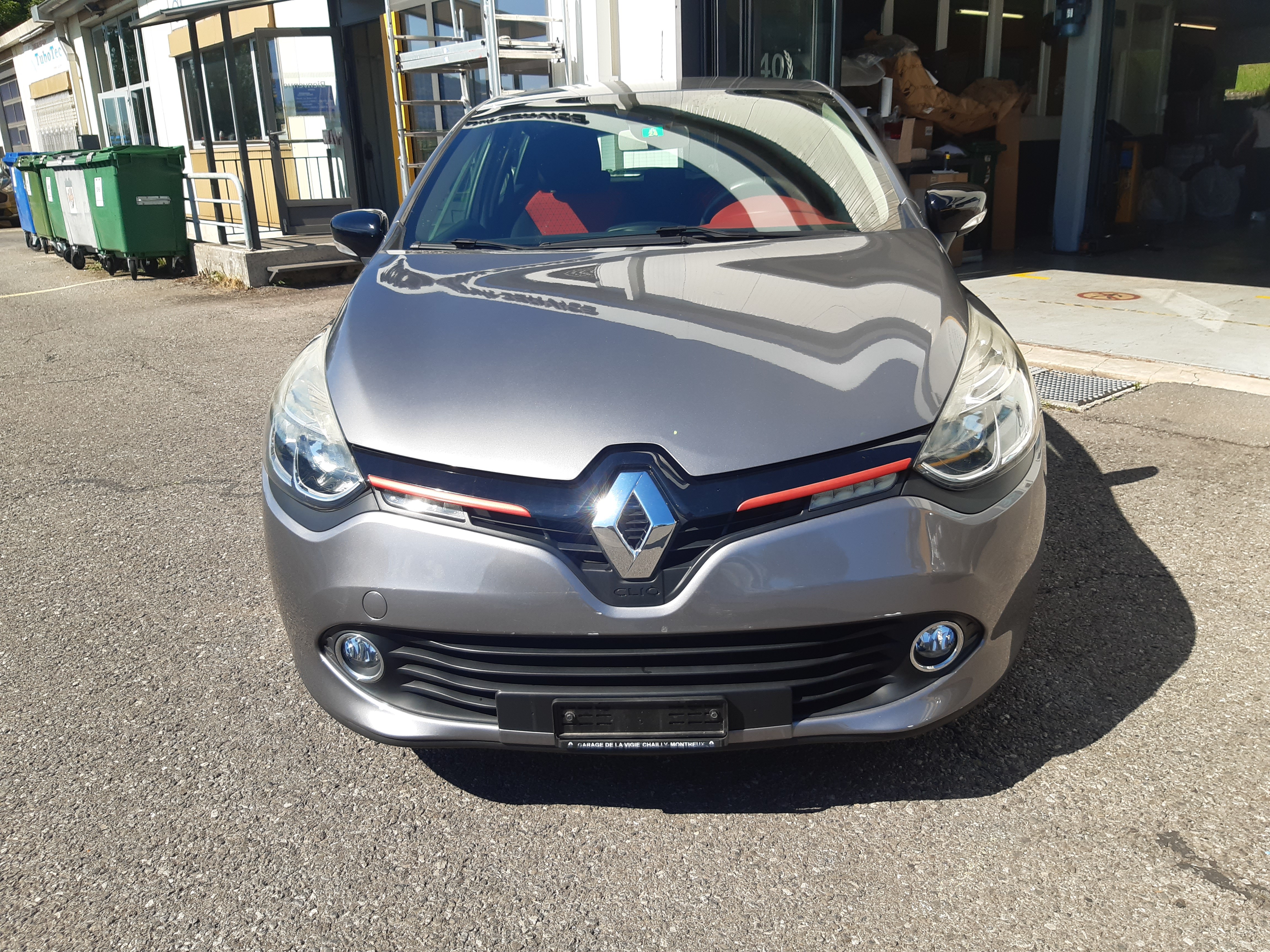 RENAULT Clio 0.9 12V Dynamique