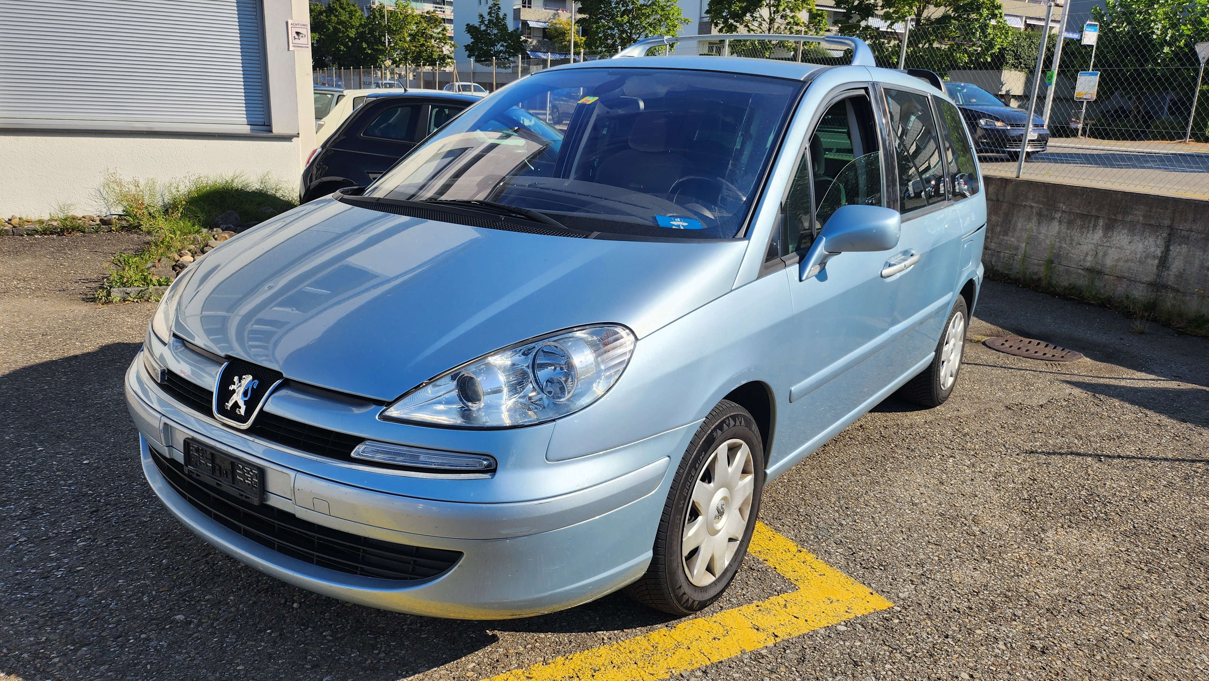 PEUGEOT 807 2.0 16V HDi (ST) Family+