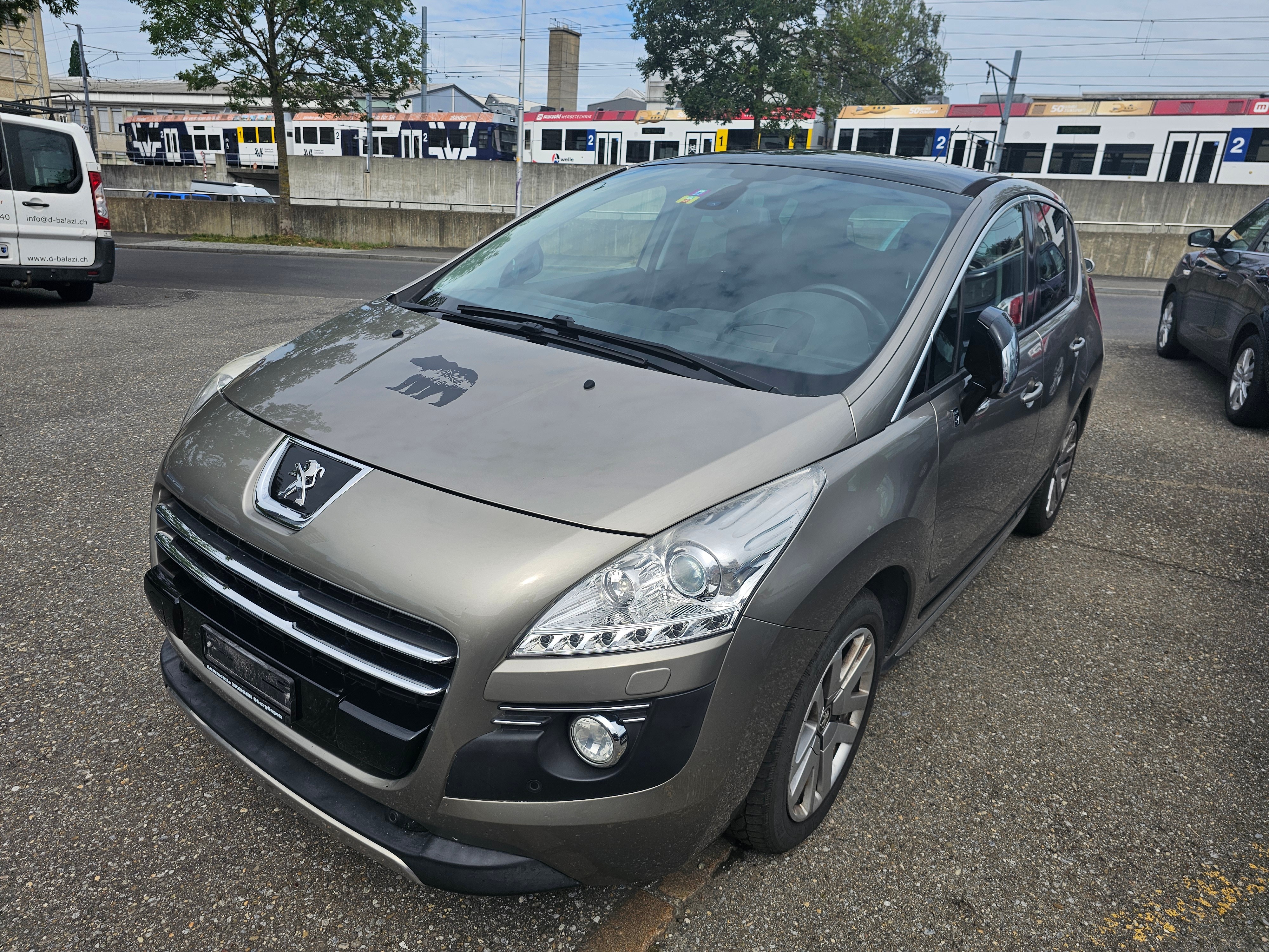 PEUGEOT 3008 HYbrid4 2.0 HDI EGS6