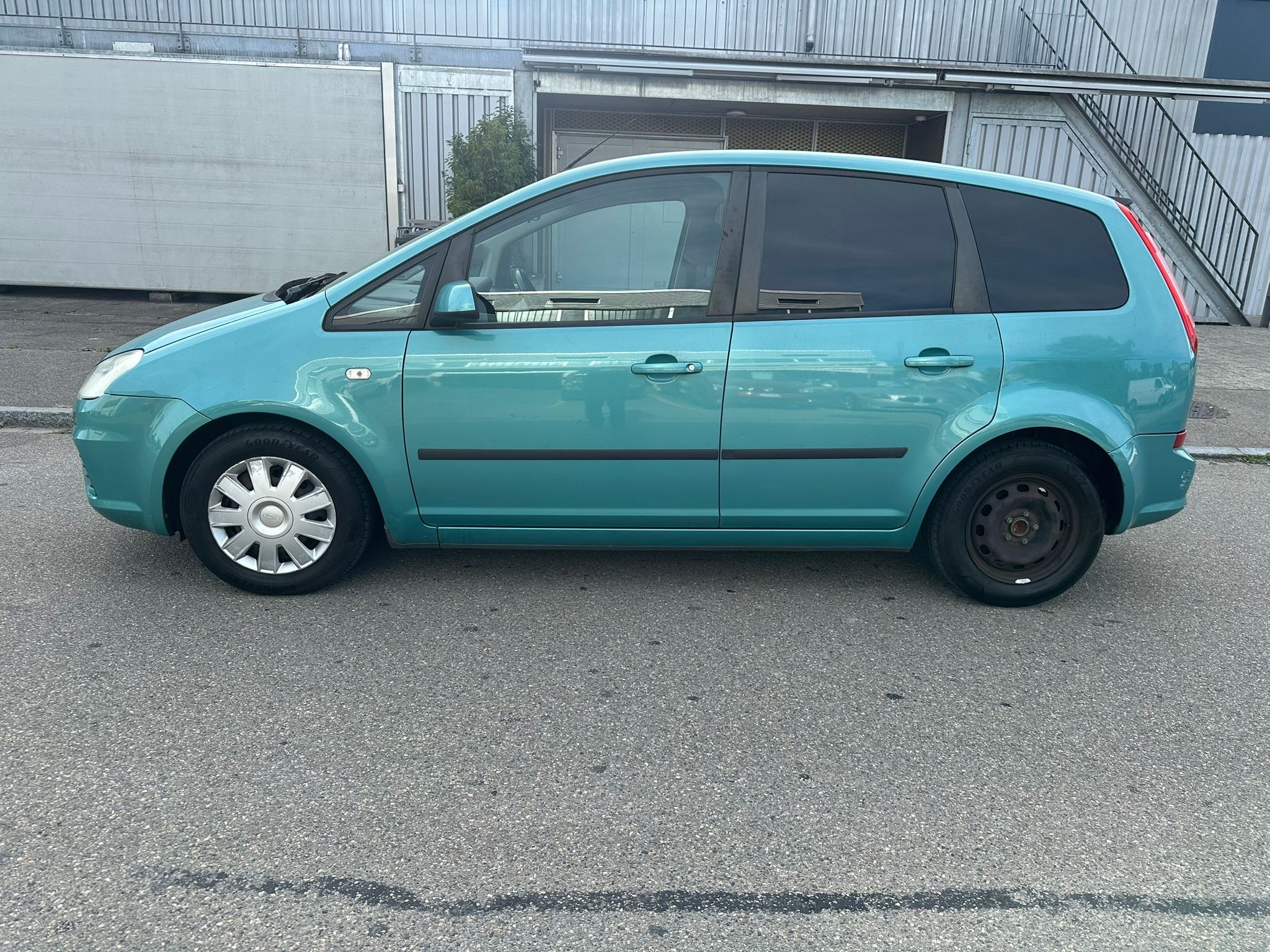 FORD C-Max 1.8 16V Carving