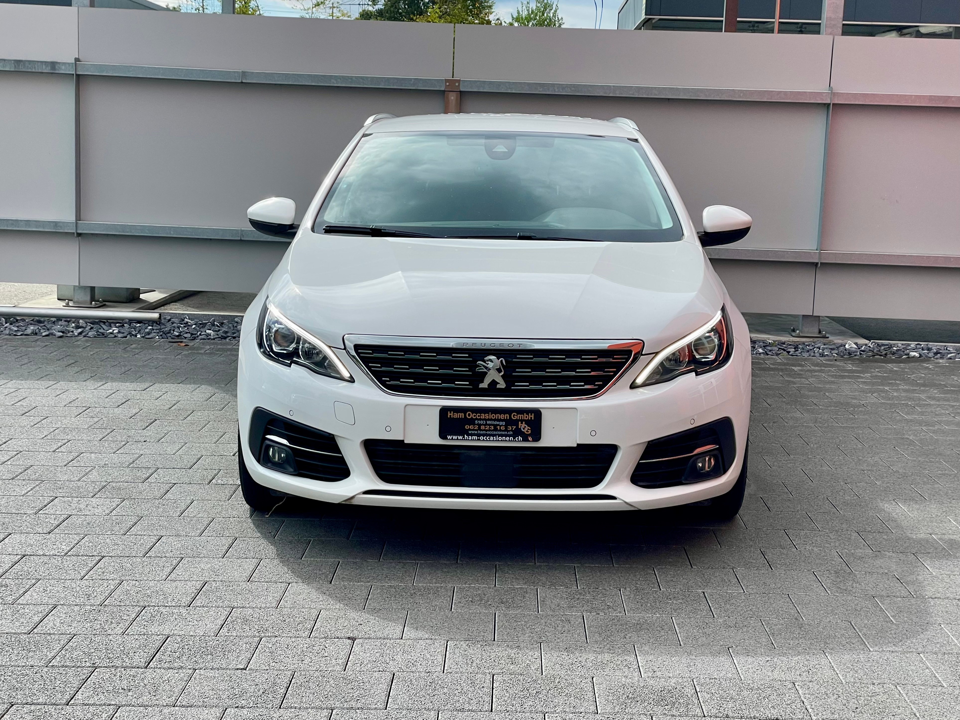 PEUGEOT 308 SW 1.5 BlueHDI Allure EAT8