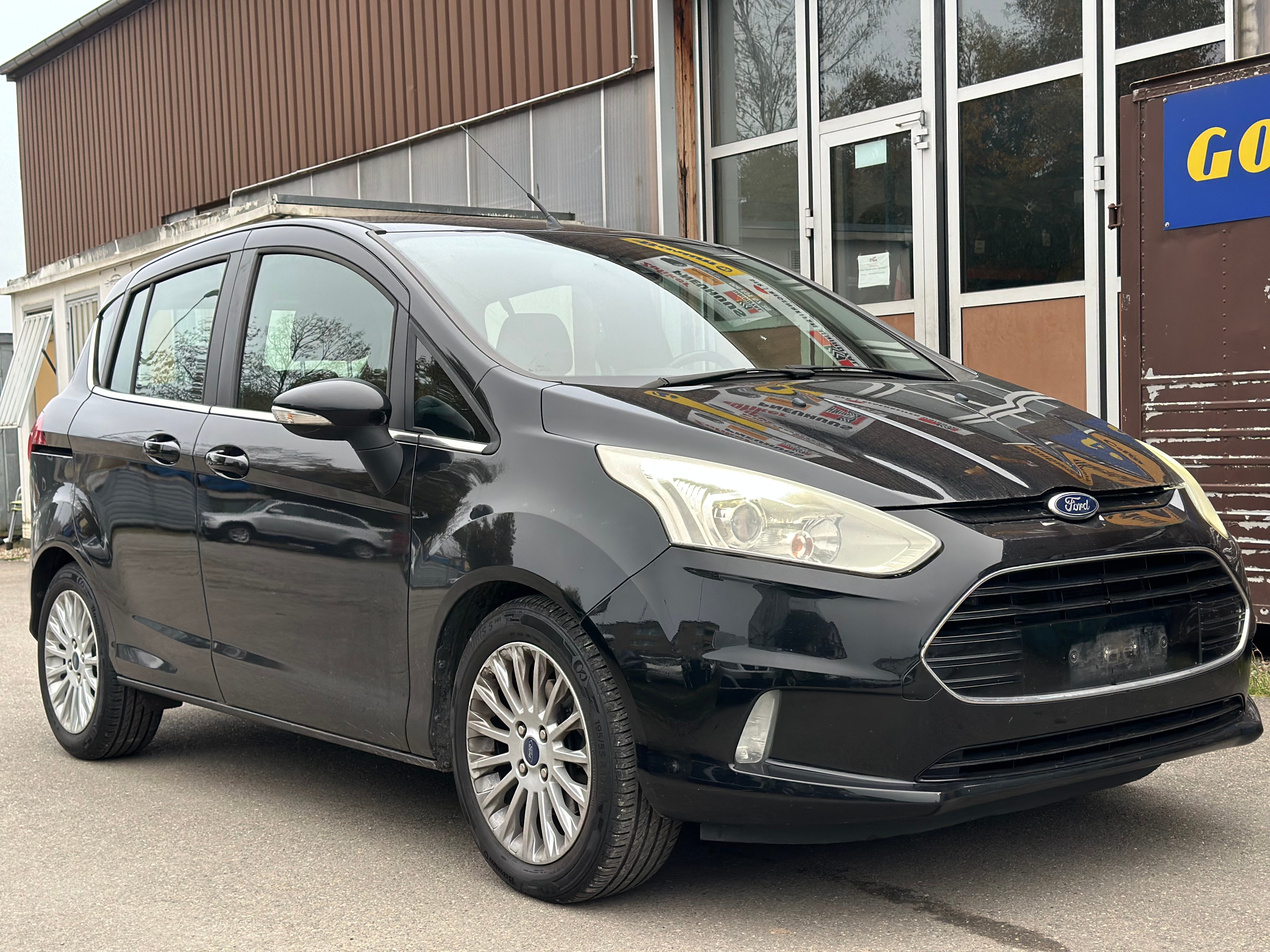 FORD B-Max 1.0 SCTi Titanium