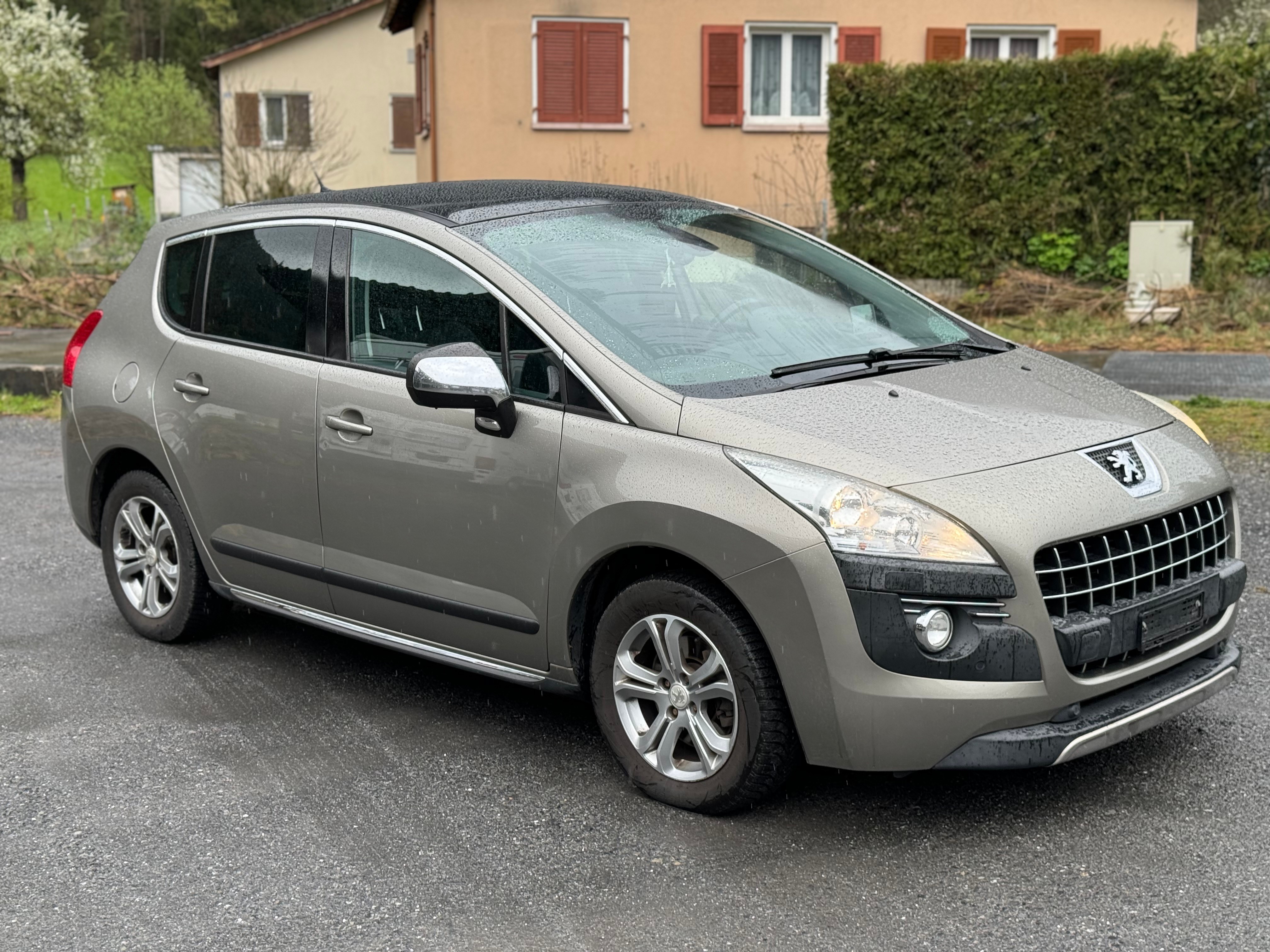 PEUGEOT 3008 1.6 16V T Sport