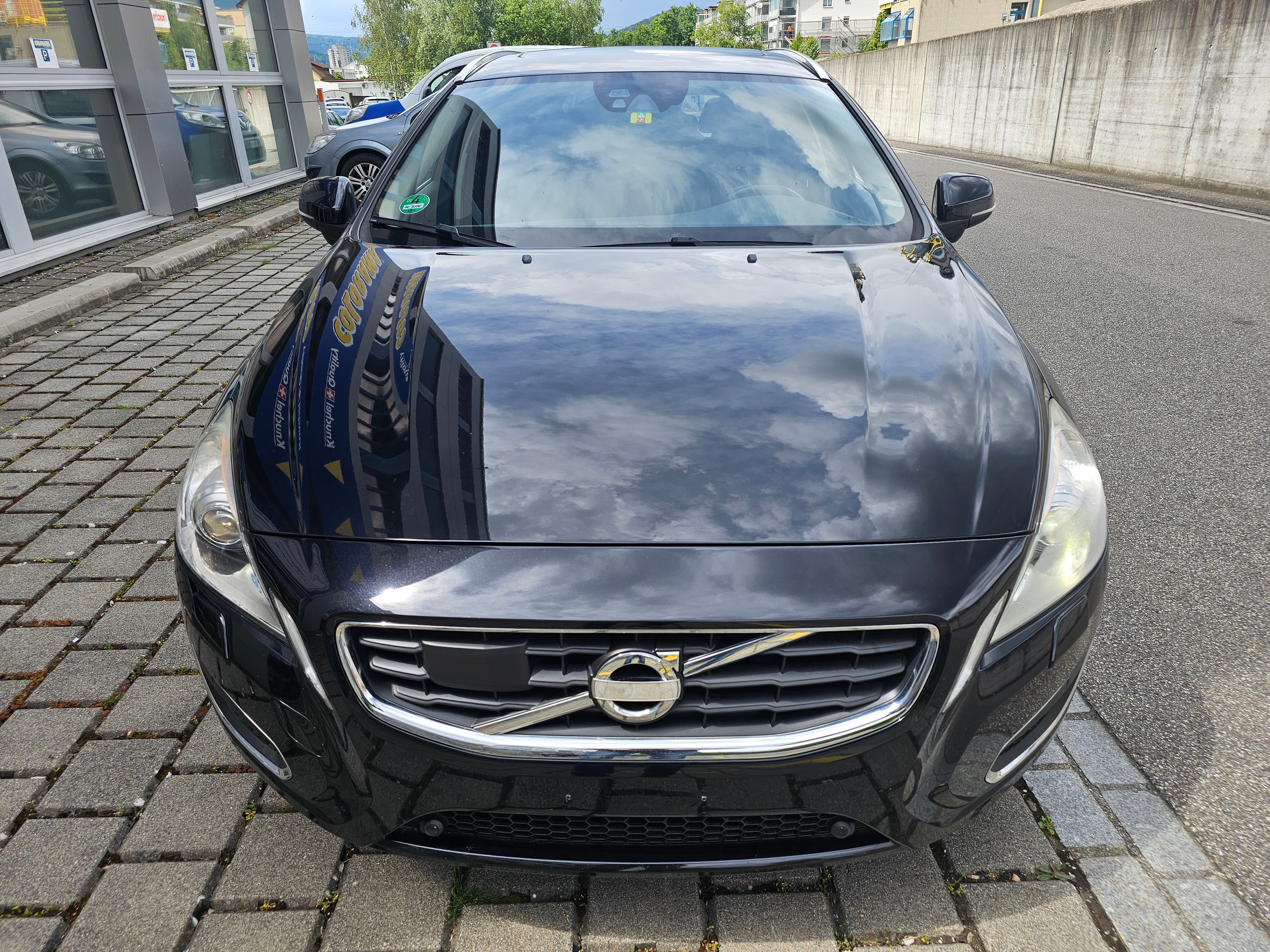 VOLVO V60 D5 Geartronic