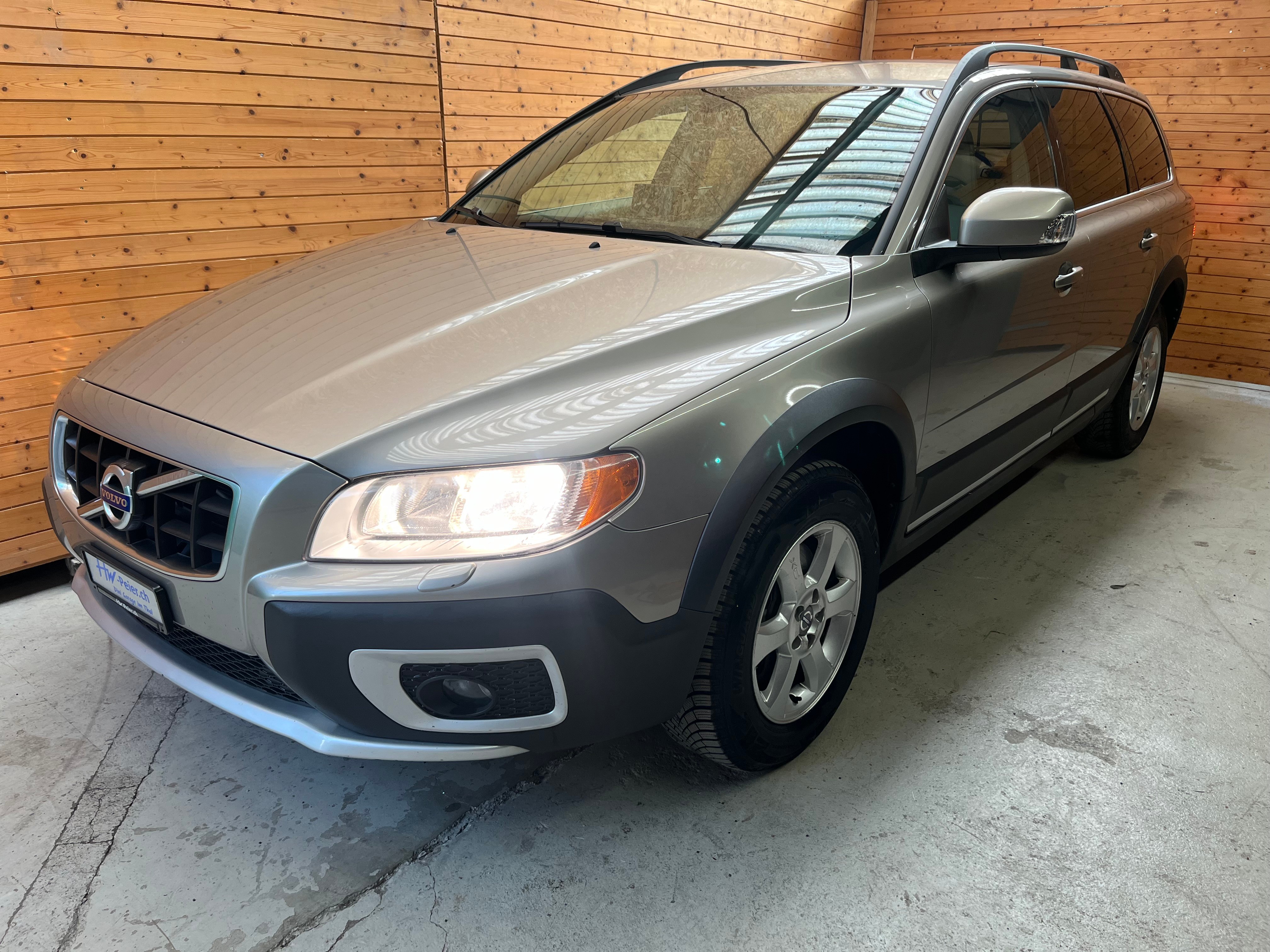 VOLVO XC70 D5 AWD Momentum Geartronic