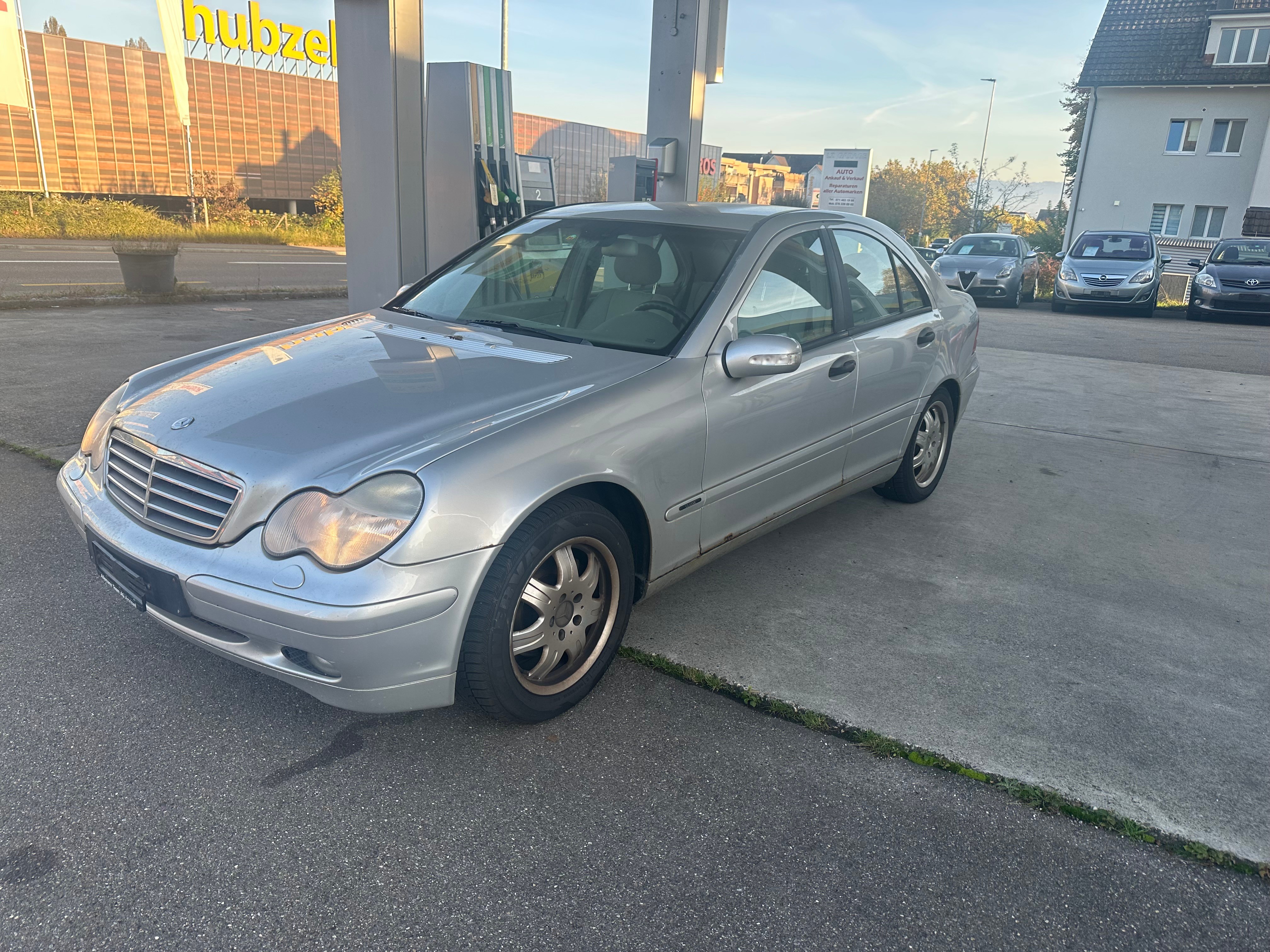 MERCEDES-BENZ C 180 Classic