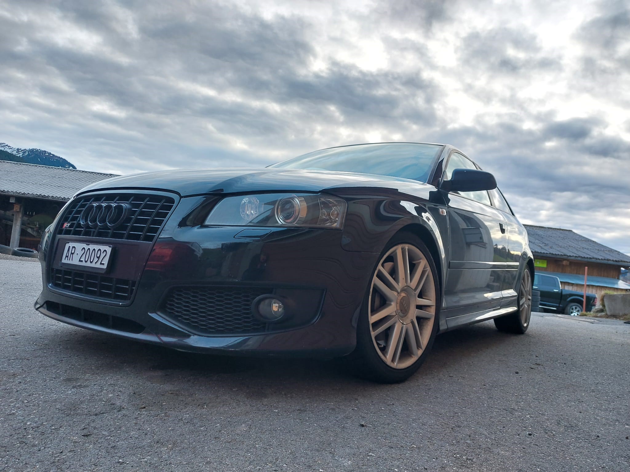 AUDI S3 2.0 Turbo FSI quattro