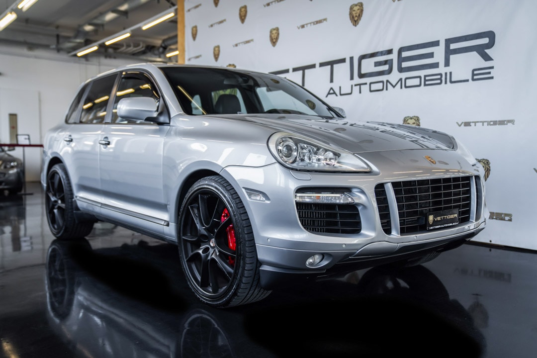 PORSCHE Cayenne Turbo