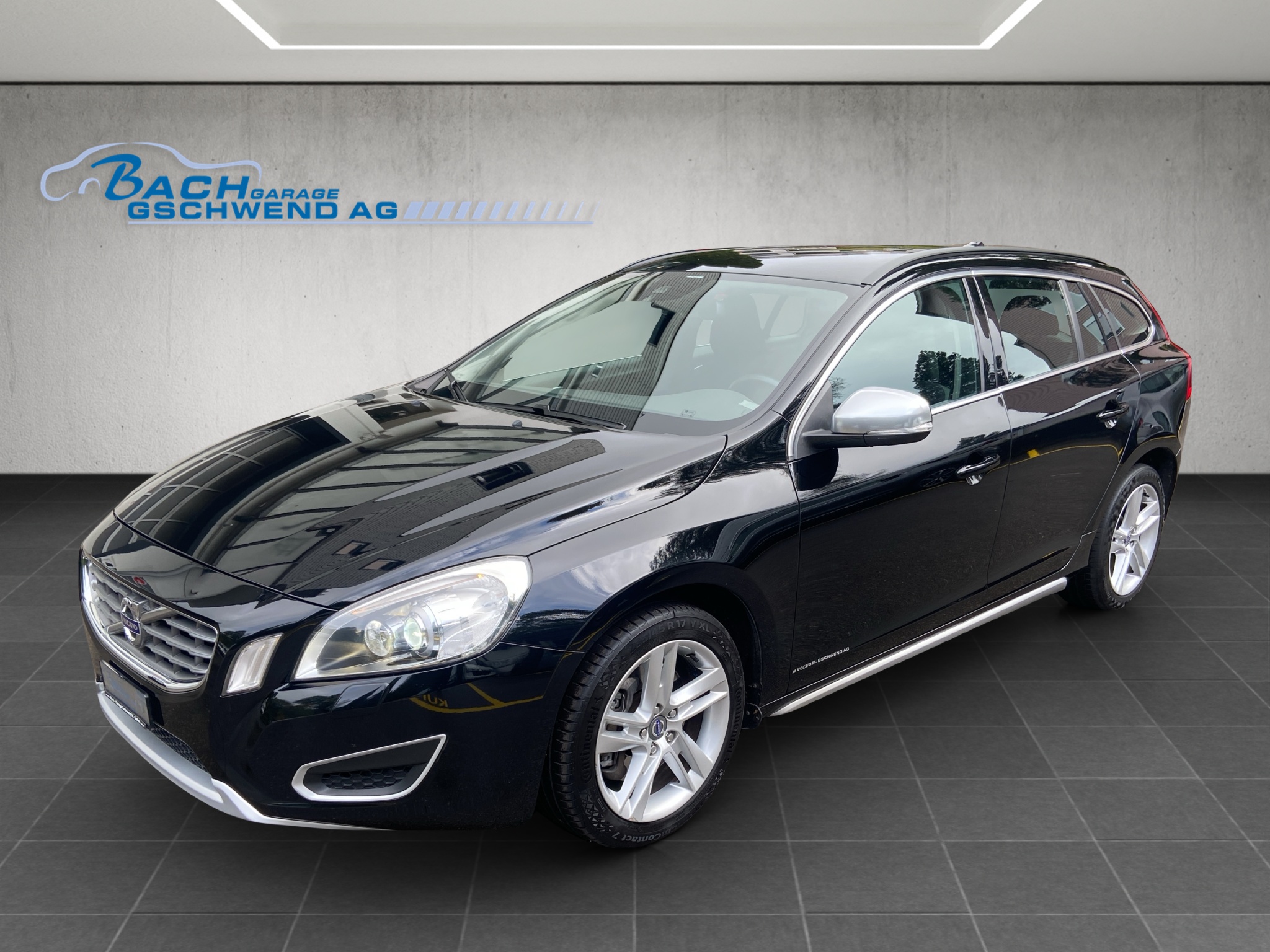 VOLVO V60 D4 AWD Husky Edition Geartronic