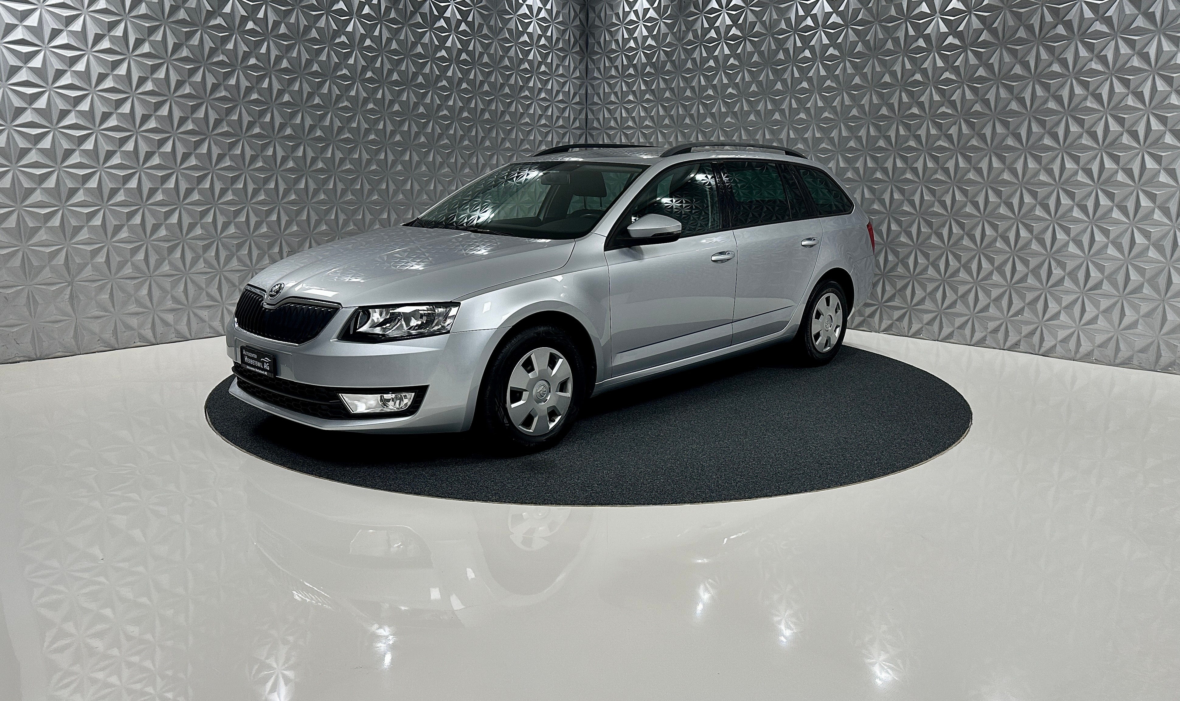 SKODA Octavia Combi 1.2 TSI Active DSG