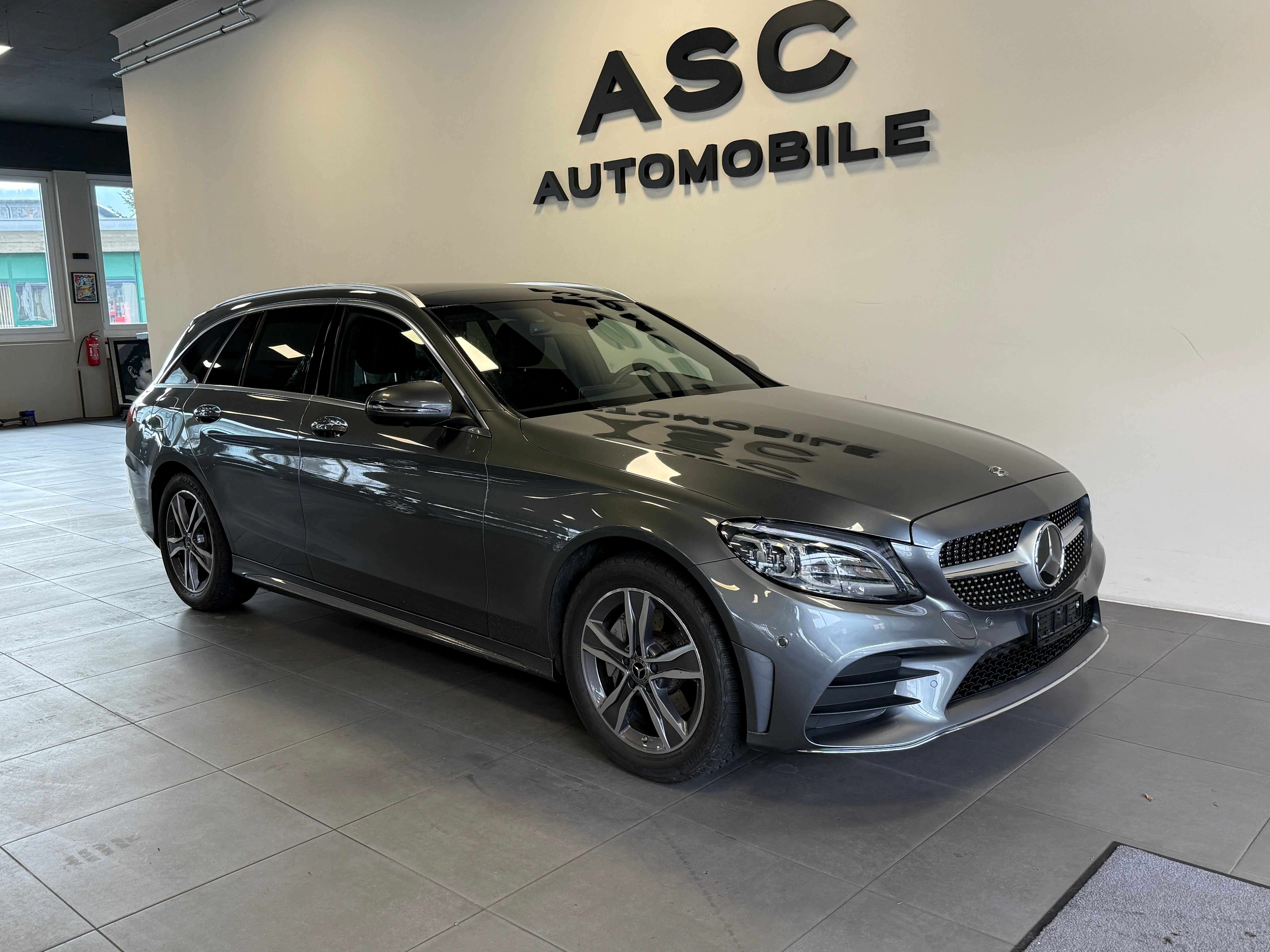 MERCEDES-BENZ C 220 d Swiss Star AMG Line 4M 9G-Tronic