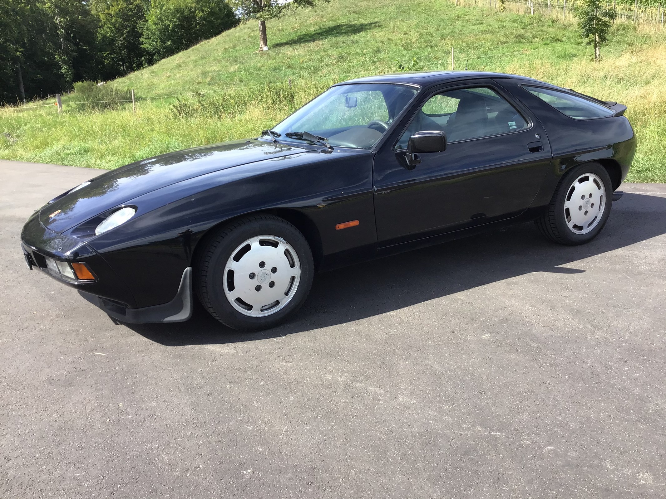 PORSCHE 928 S 4V