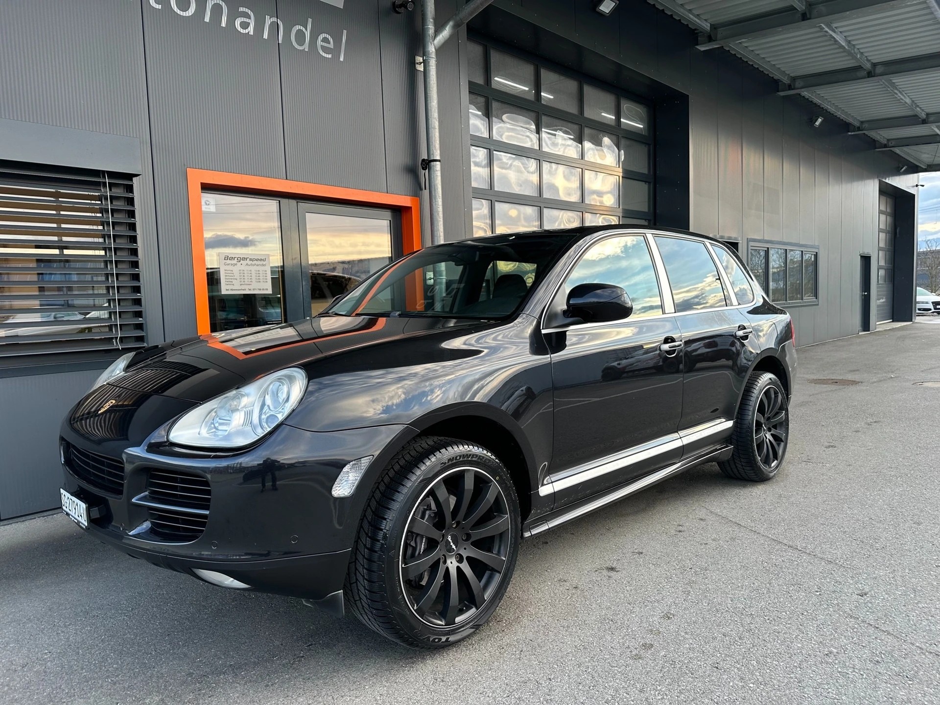 PORSCHE Cayenne