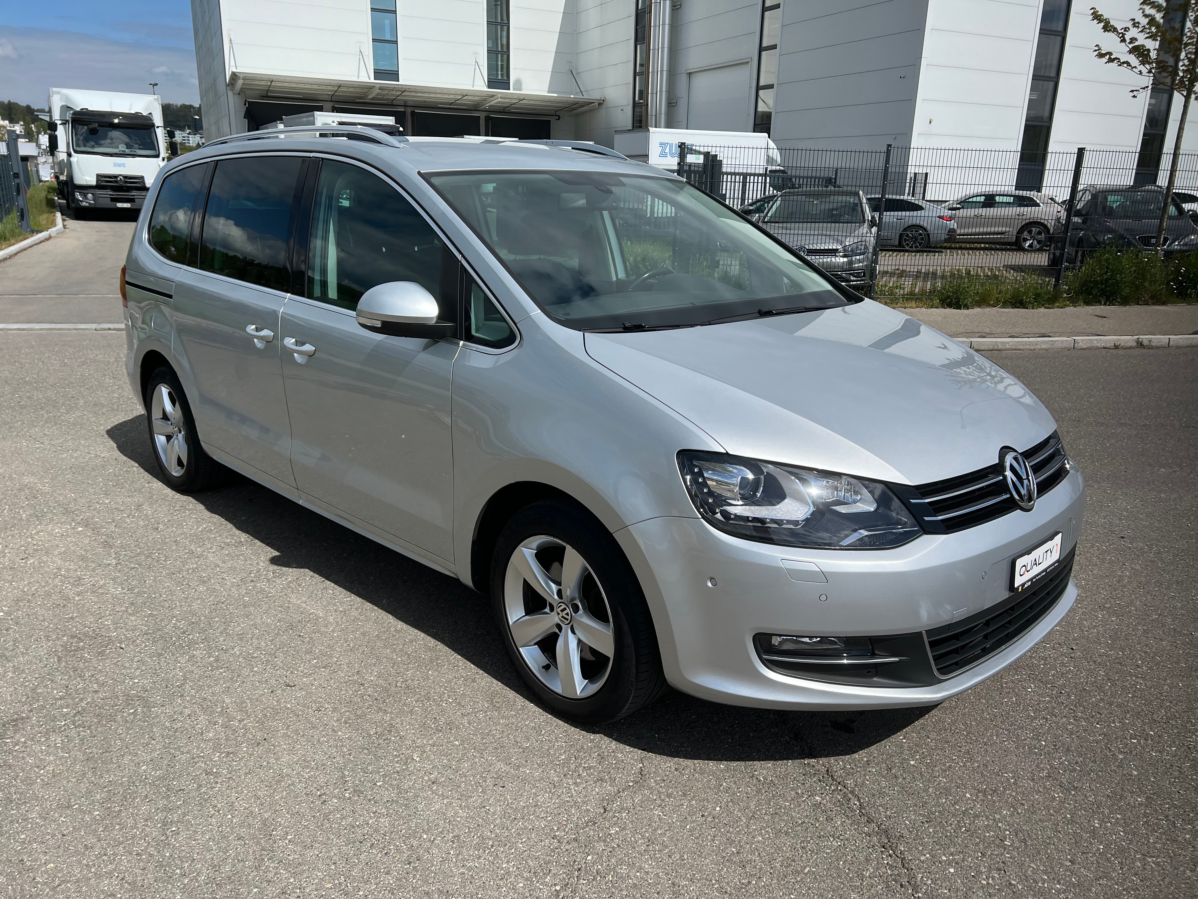 VW Sharan 2.0 TSI Highline DSG Paket 7-Sitzer