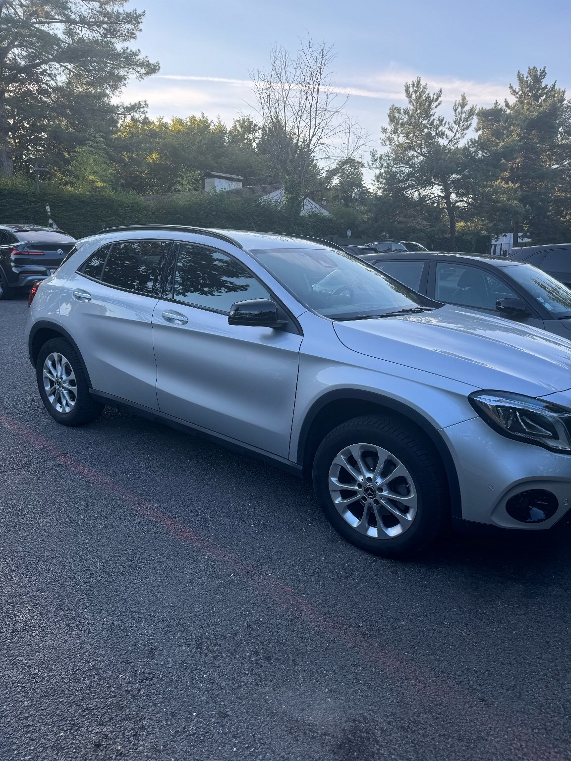 MERCEDES-BENZ GLA 200