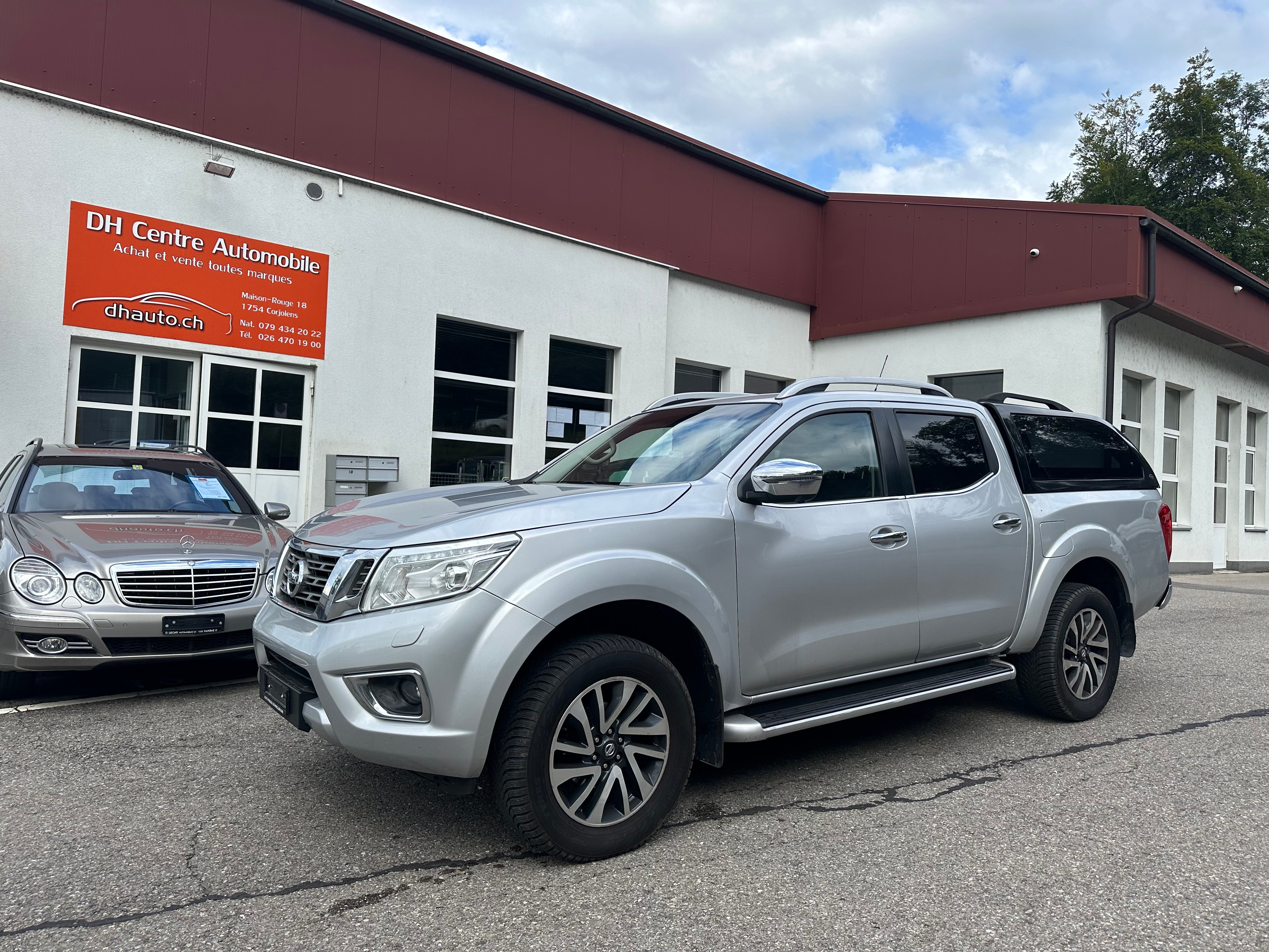 NISSAN Navara Double Cab Tekna 2.3 dCi 4WD Automatic