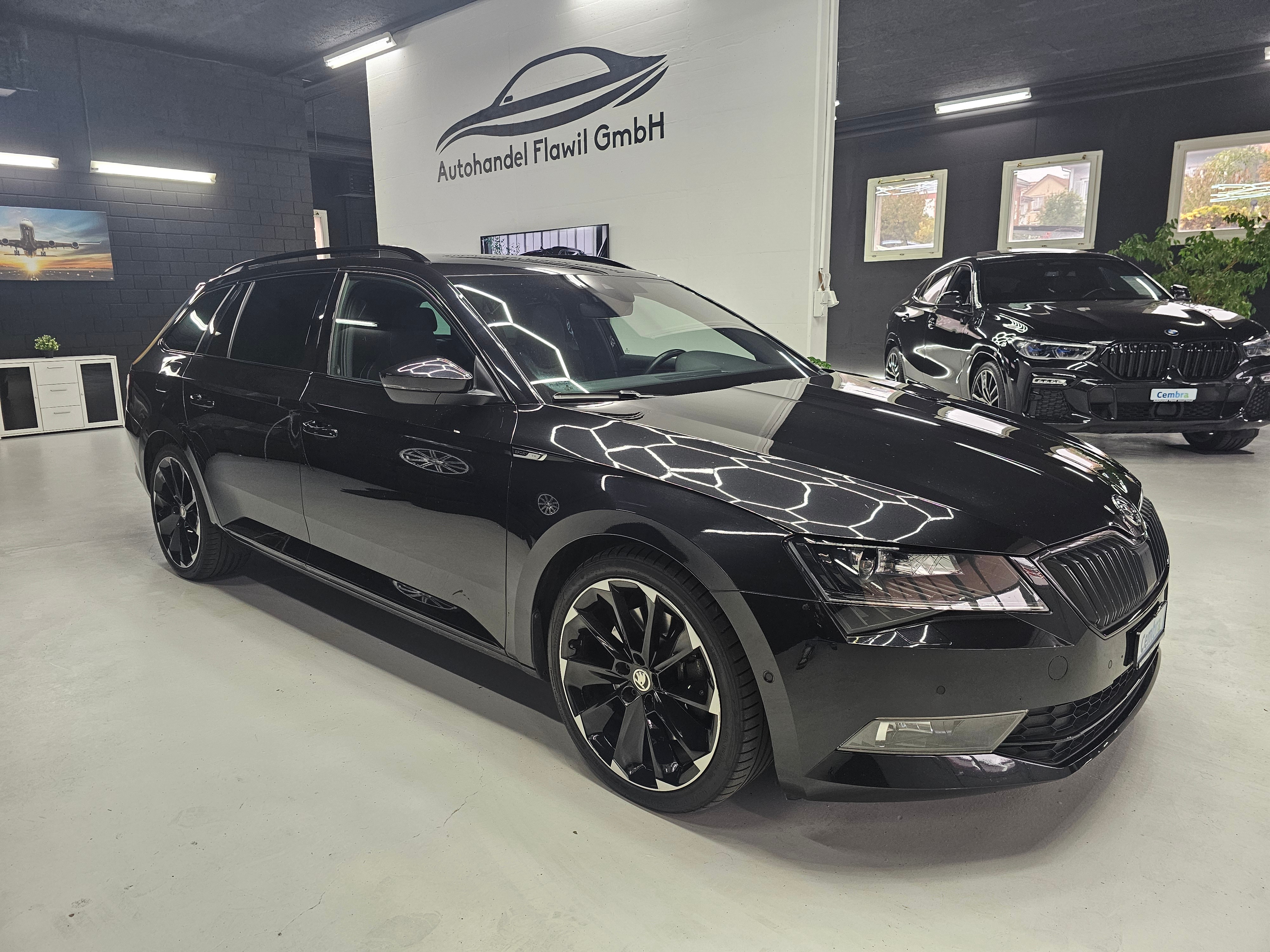 SKODA Superb Combi 2.0 TSI SportLine+ DSG 4x4