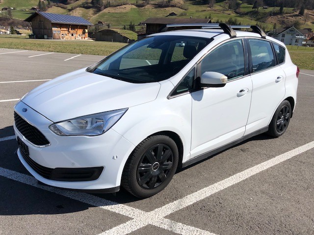 FORD C-Max 1.0 SCTi Titanium