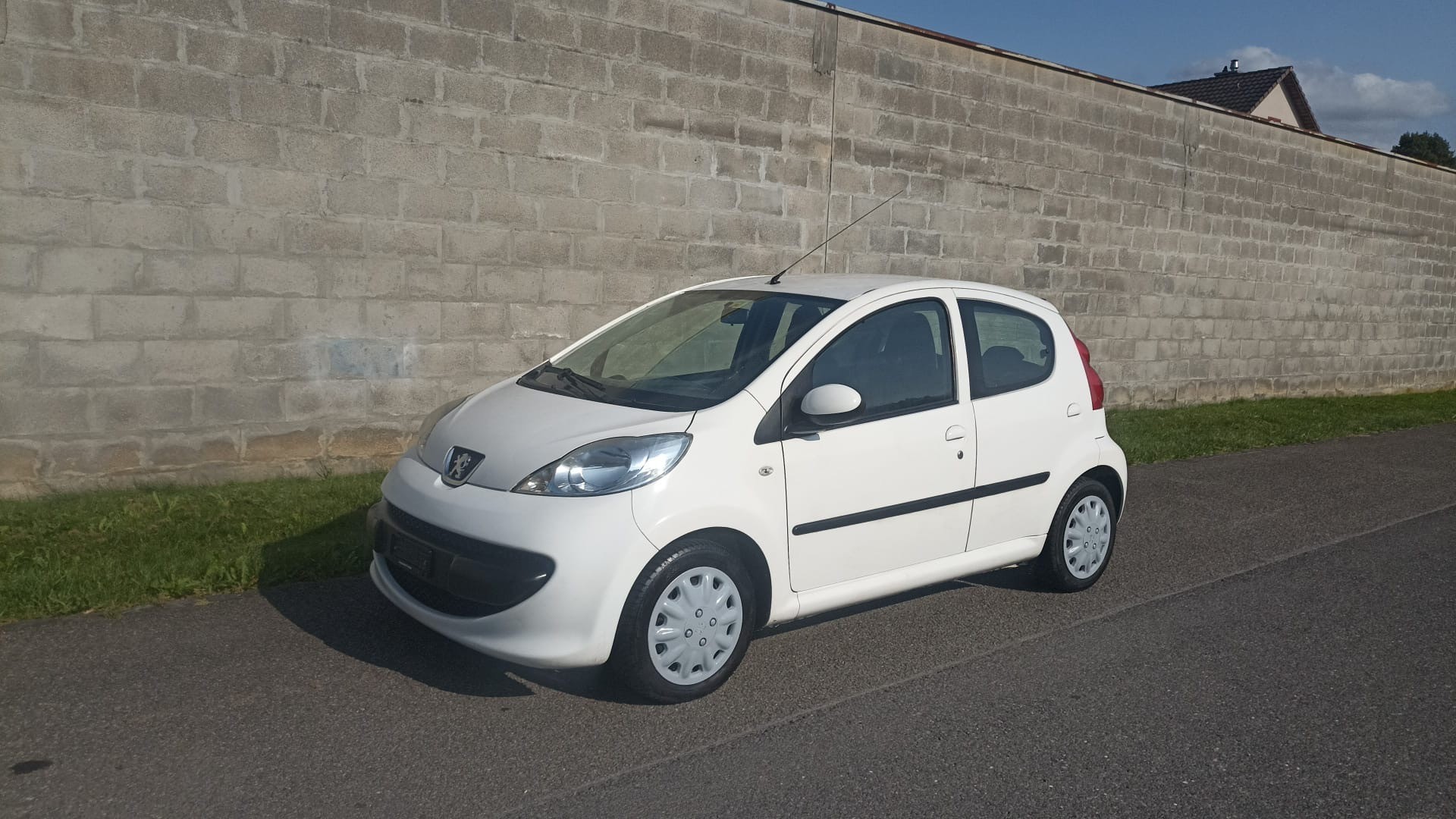 PEUGEOT 107 1.0 City Move 2-Tronic