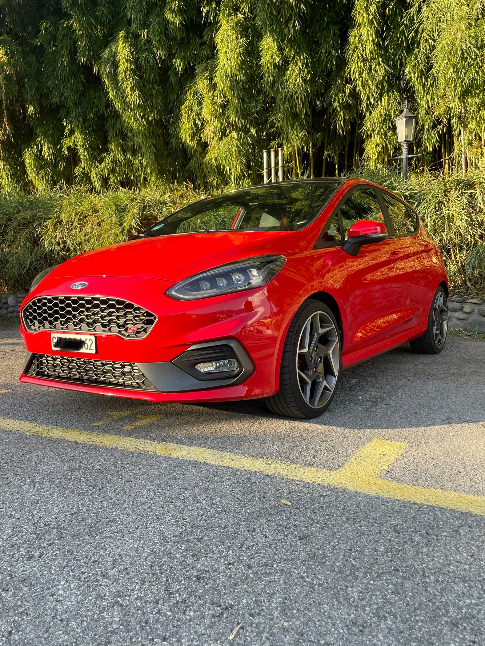 FORD Fiesta ST+ mit Leder-exclusiv-Paket 1,5L Eco Boost