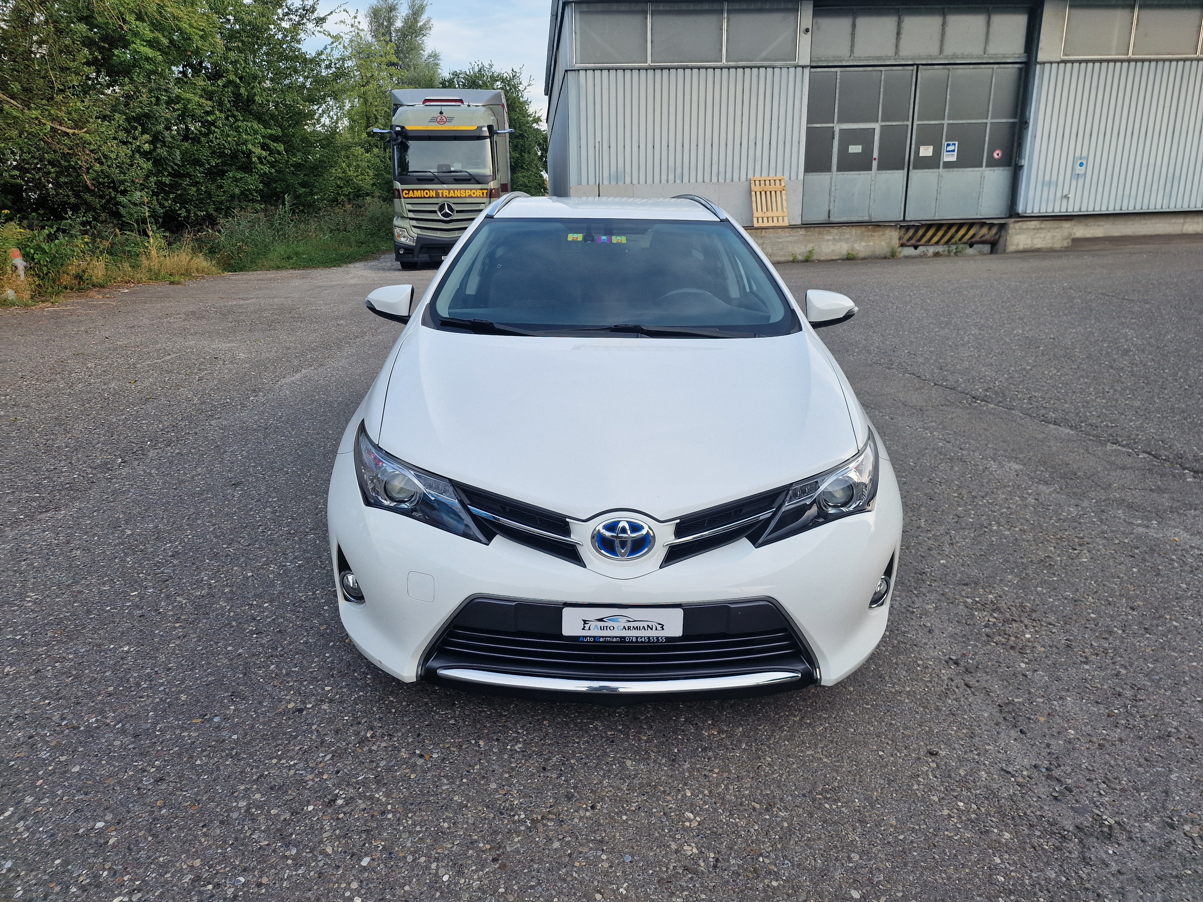 TOYOTA Auris Touring Sports 1.8 16V HSD Linea Luna