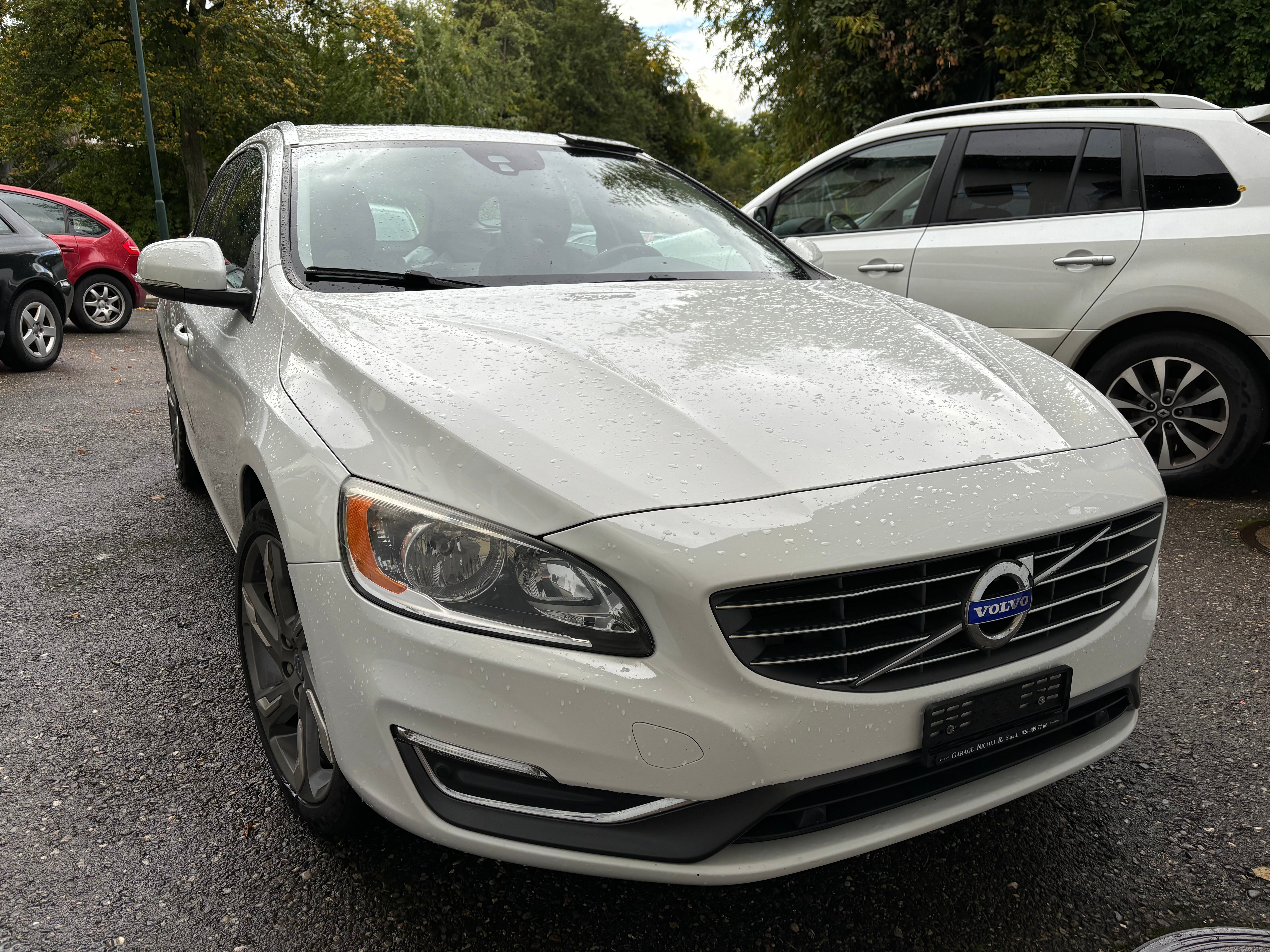 VOLVO V60 D4 AWD Husky Edition Geartronic