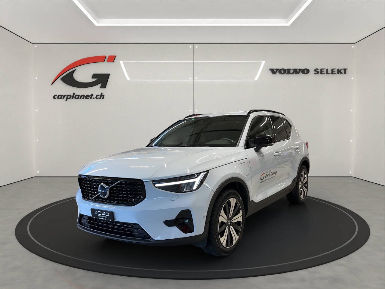 VOLVO XC40 1.5 T5 PiH Ultimate Dark