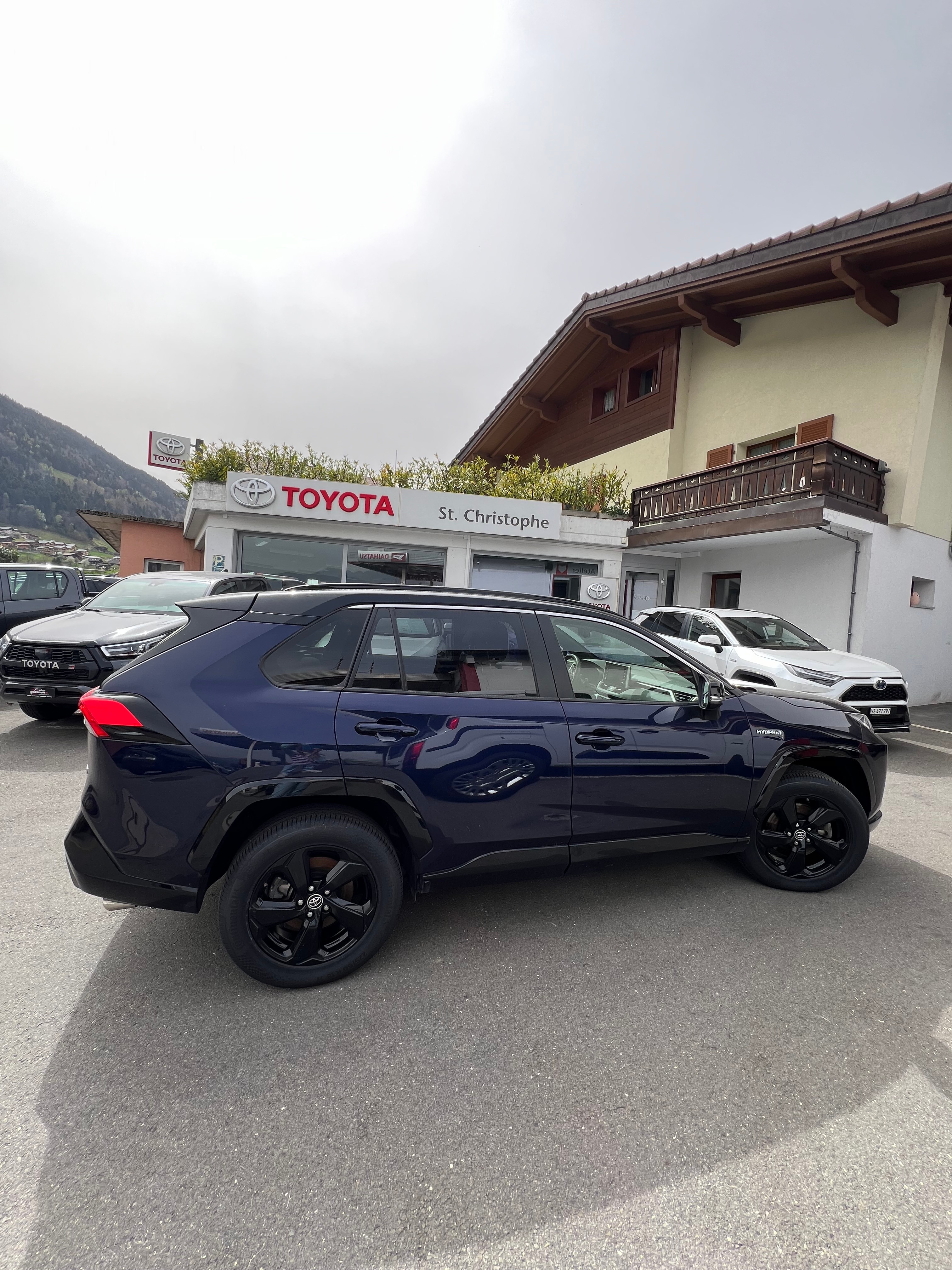 TOYOTA RAV-4 2.5 HSD Style e-CVT 4WD