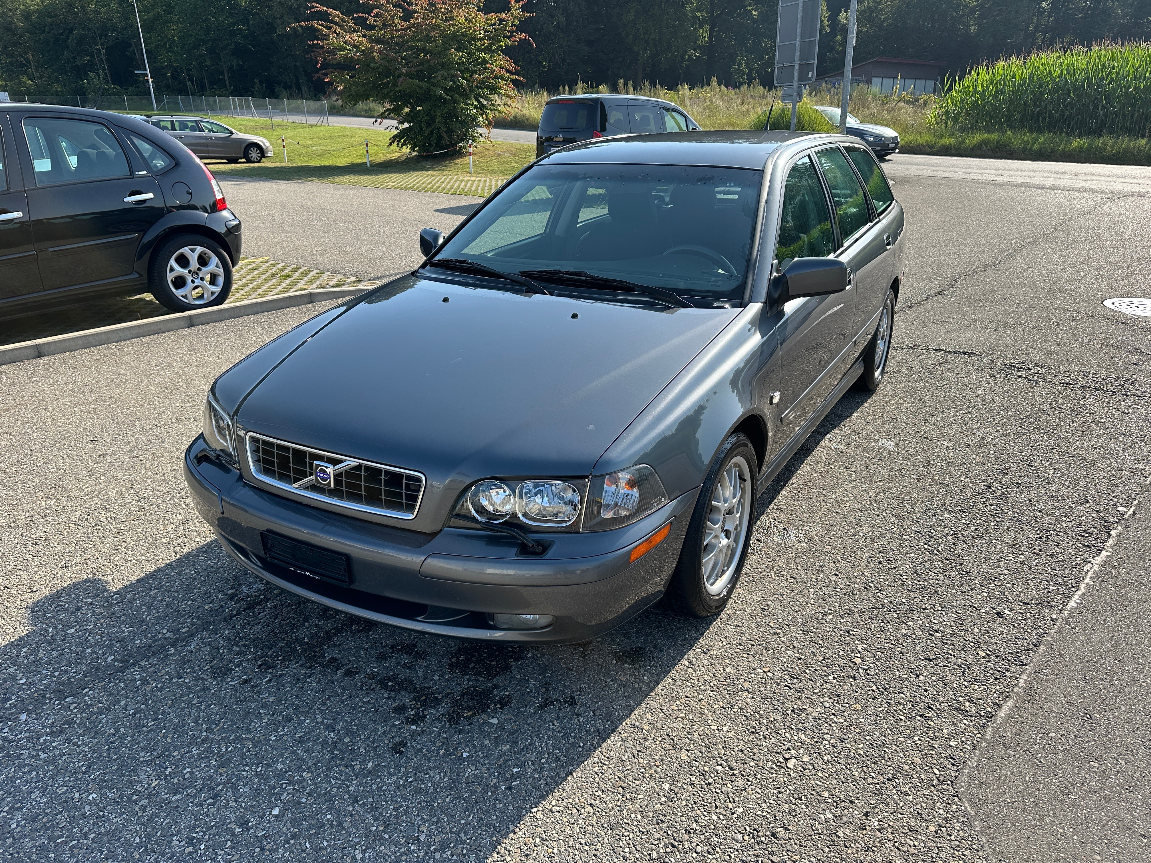 VOLVO V40 T4 Special/Dynamic Edition