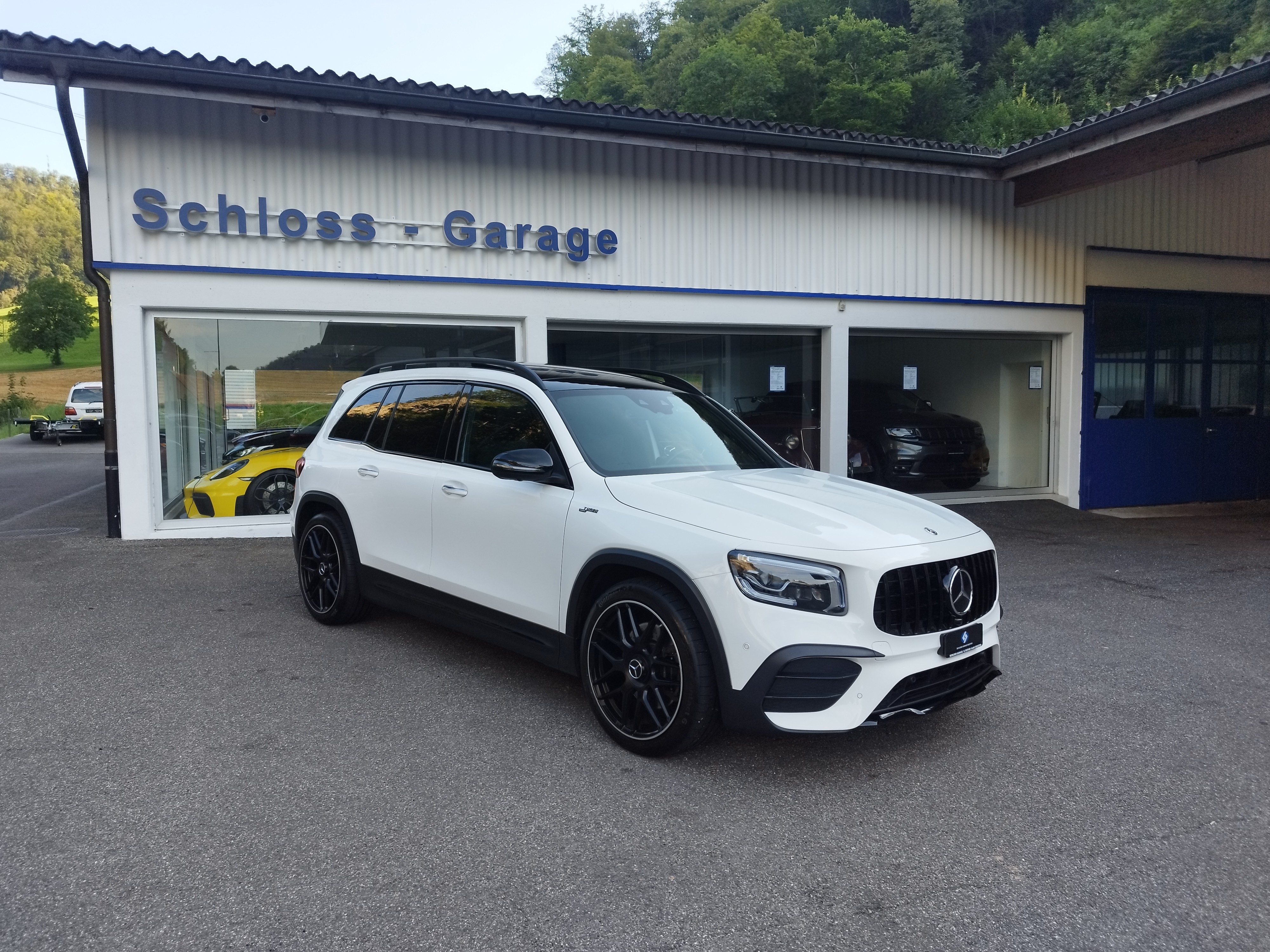 MERCEDES-BENZ GLB 250 AMG Line 4 MATIC 8G-Tronic