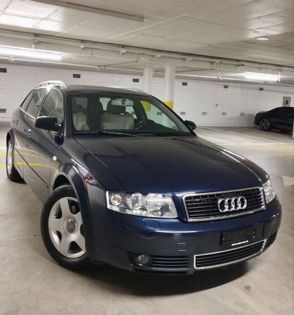 AUDI A4 2.0 FSI