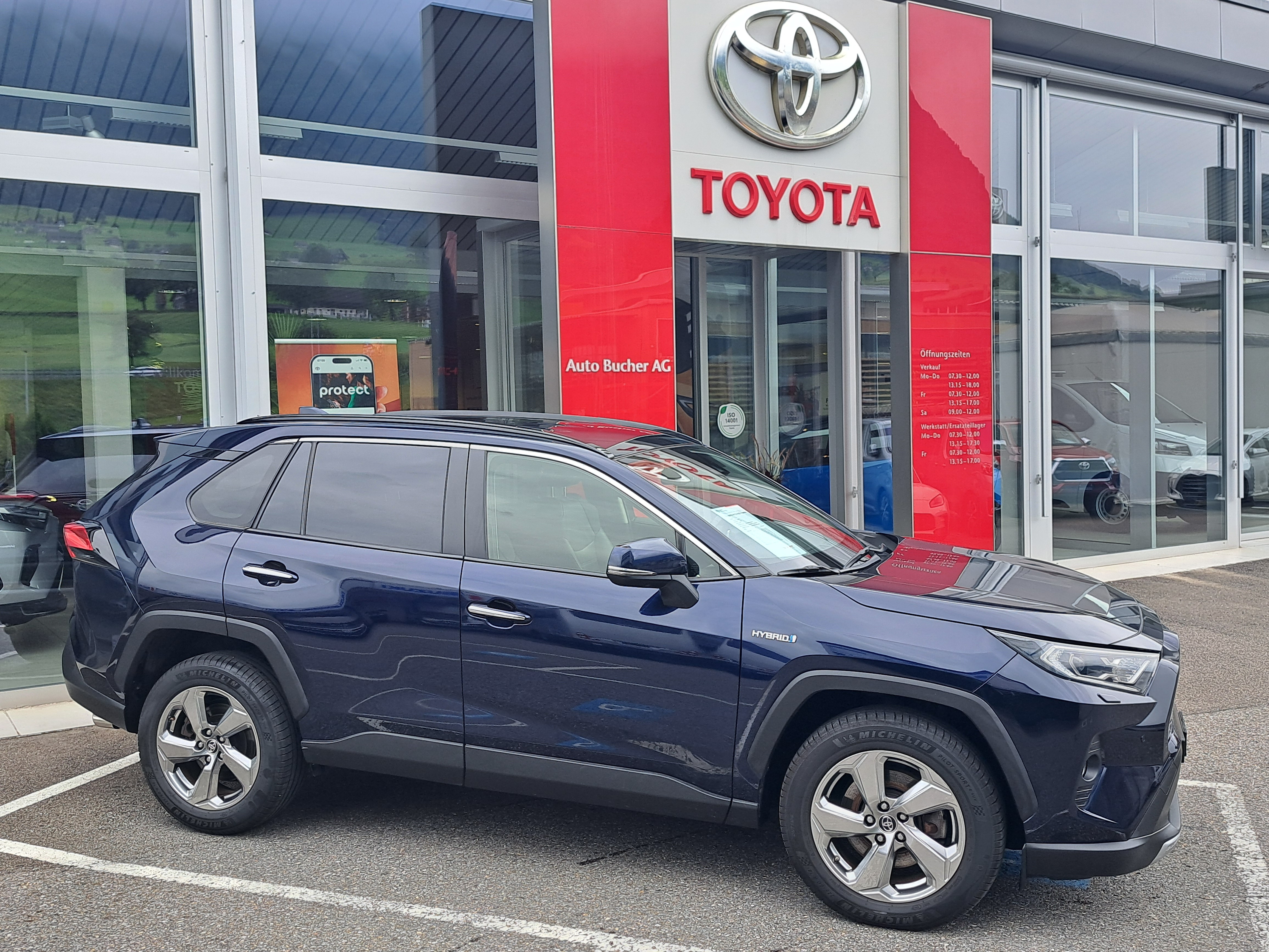 TOYOTA RAV-4 2.5 HSD Premium e-CVT 4WD