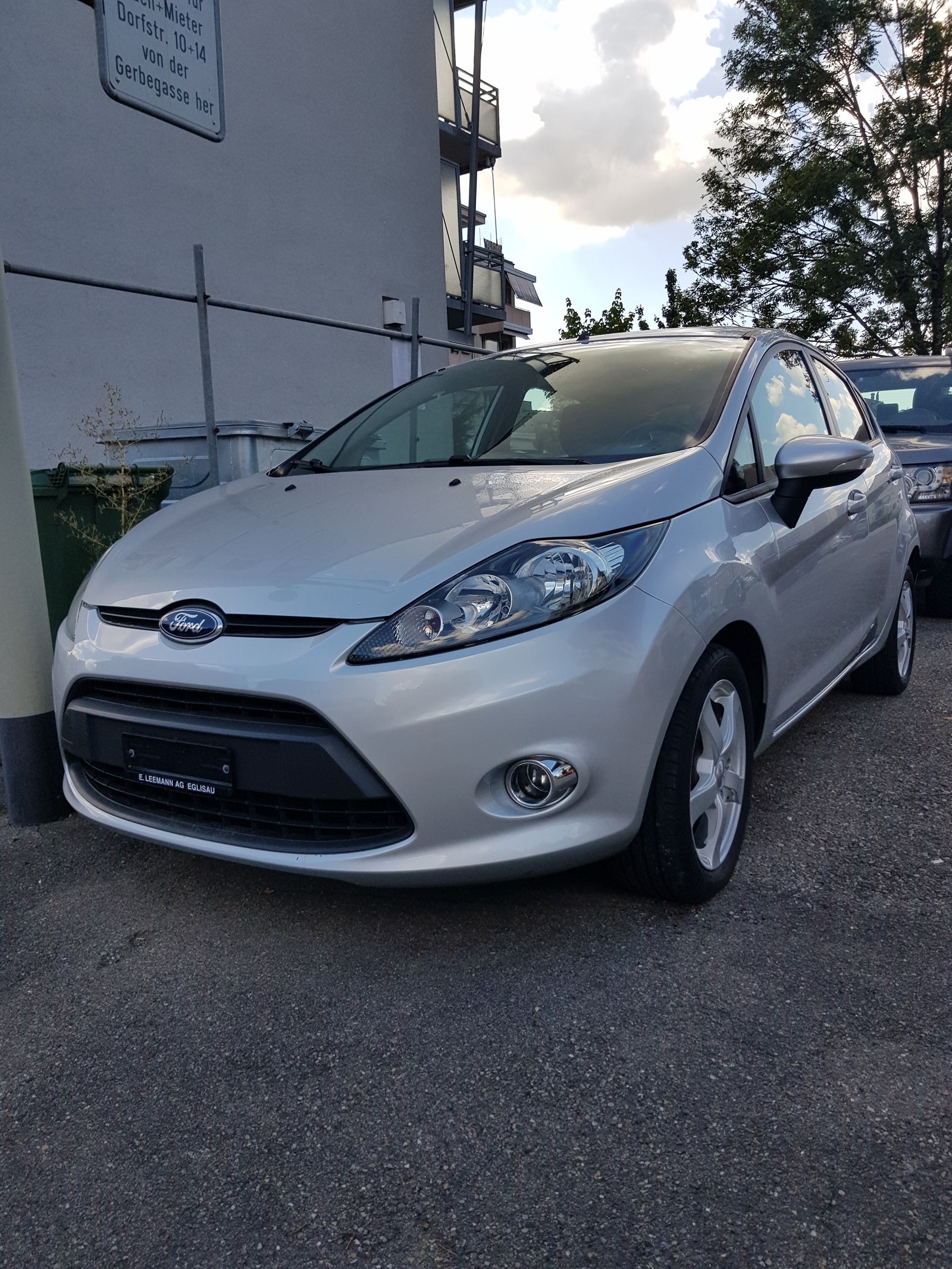 FORD Fiesta 1.4 16V Trend+ Automatic