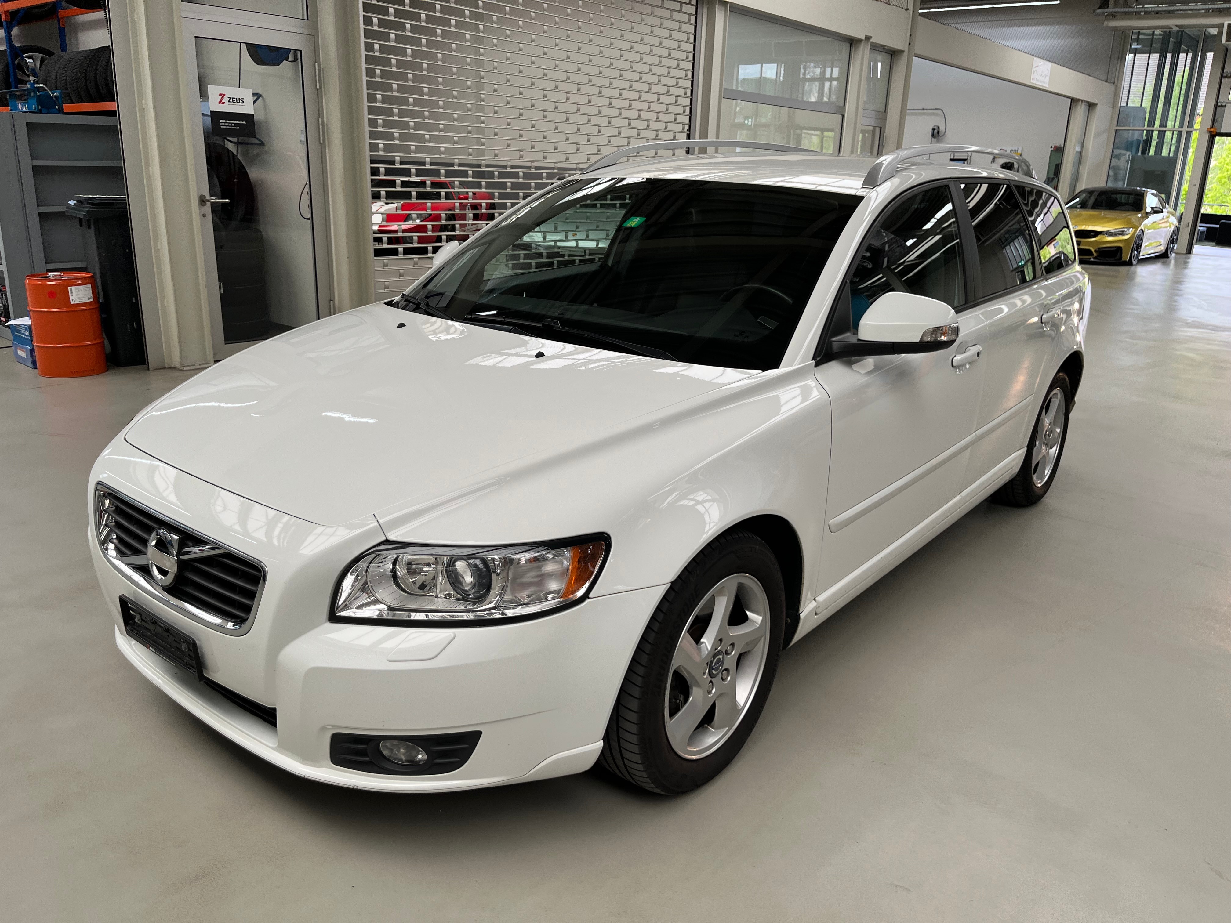 VOLVO V50 D3 Business Edition Geartronic