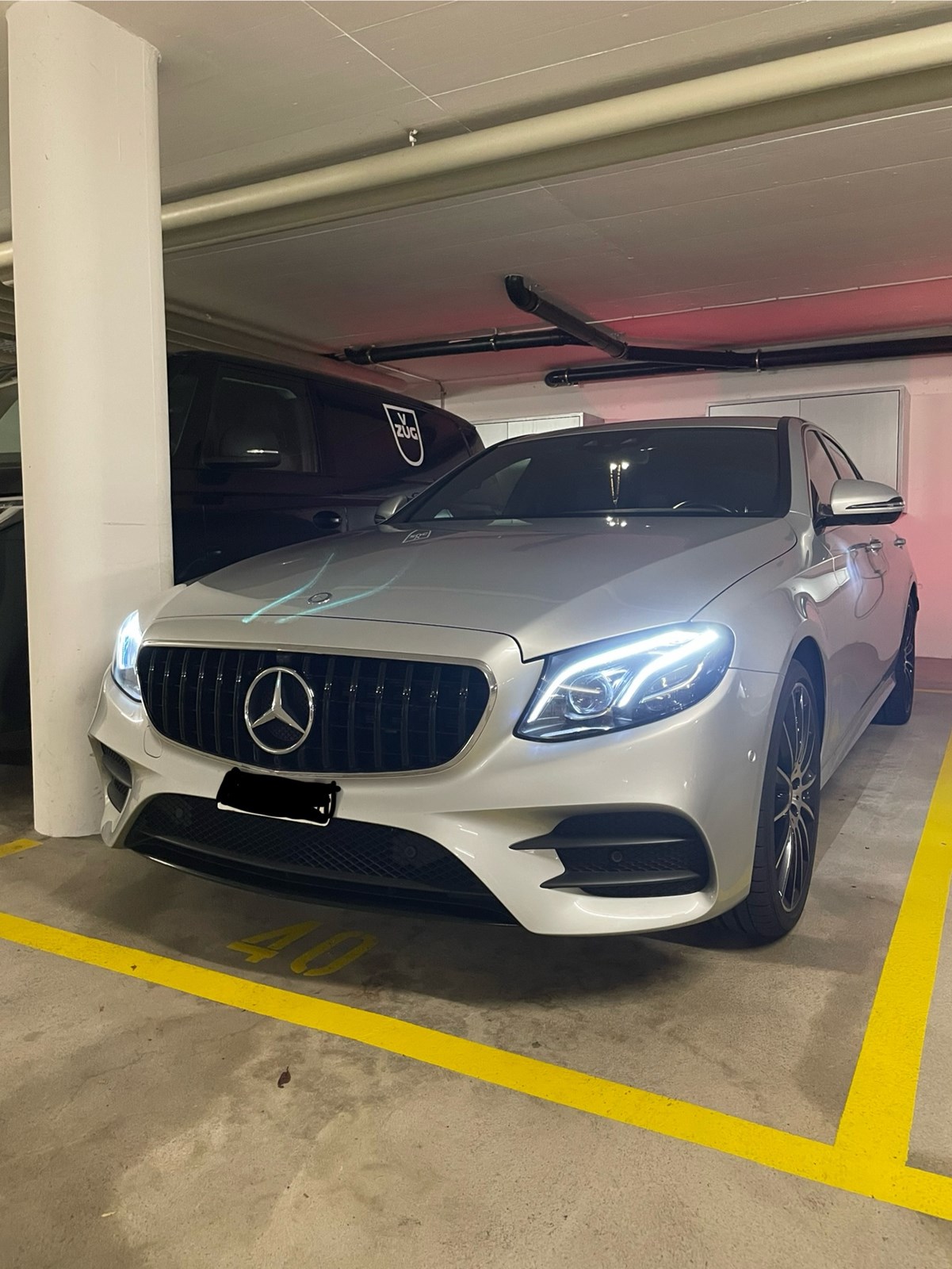 MERCEDES-BENZ E 220 d AMG Line 4Matic 9G-Tronic