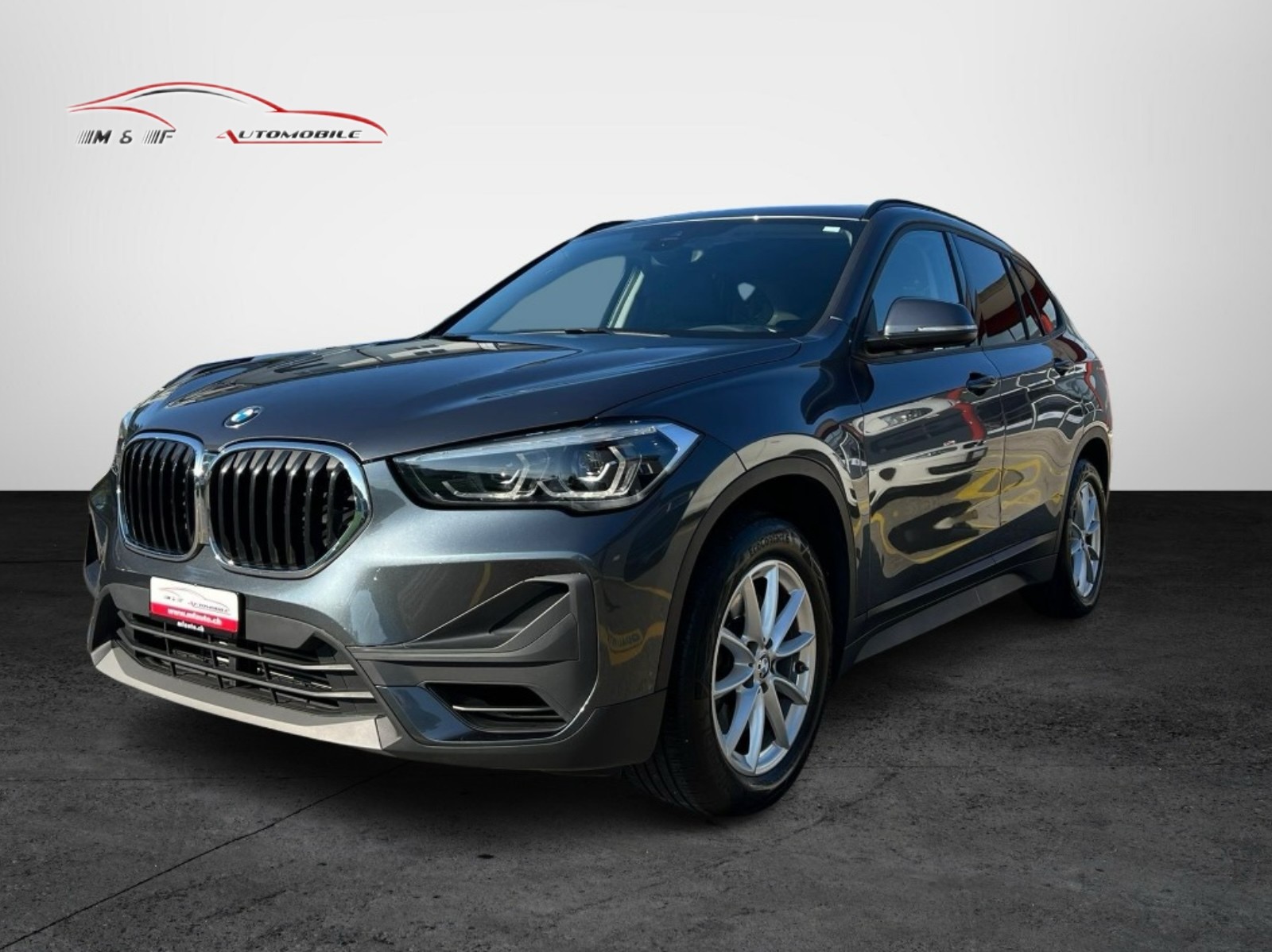 BMW X1 20i xDrive CH FAHRZEUG