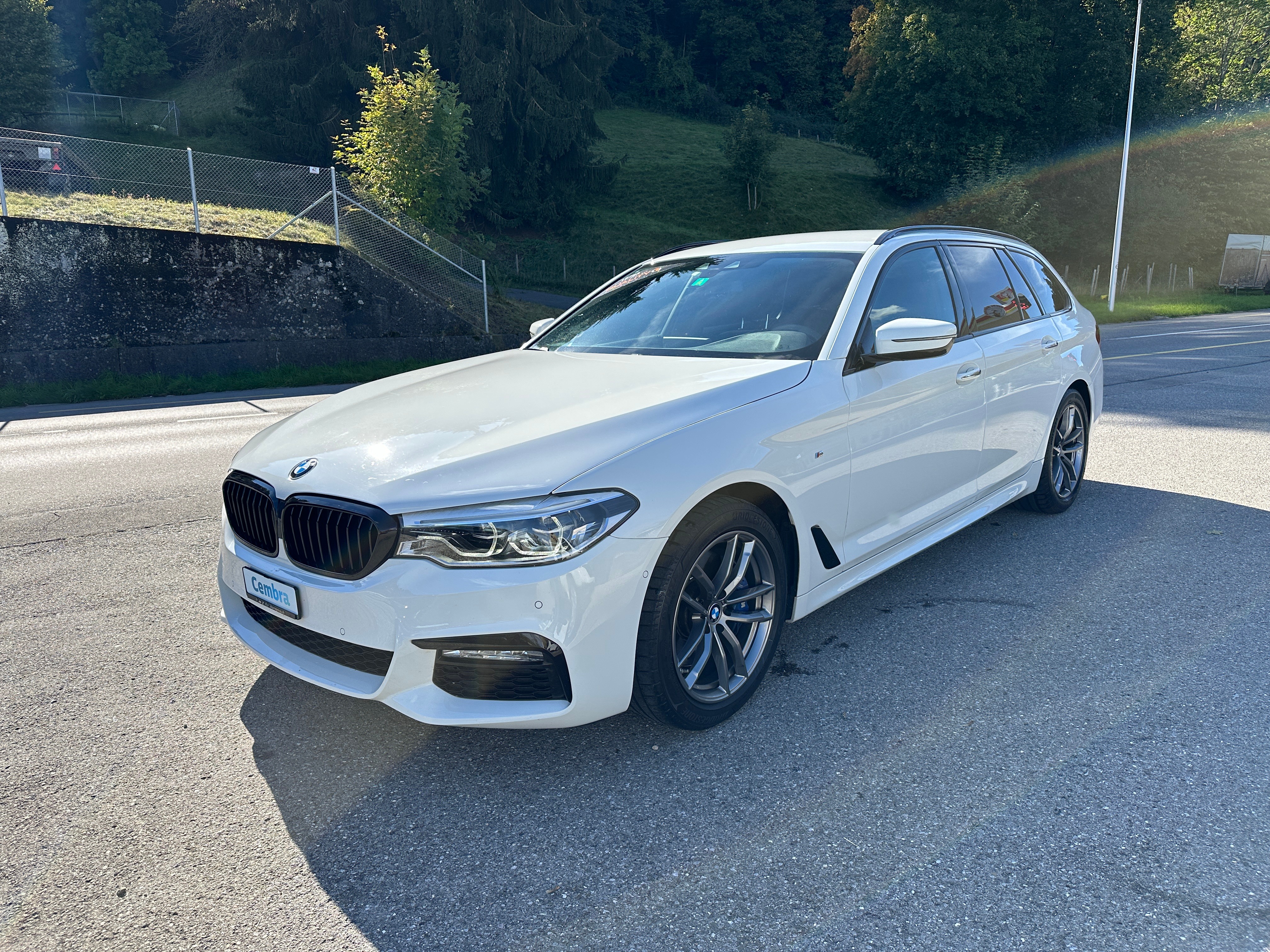 BMW 530d xDrive Touring M-Sport Line Steptronic