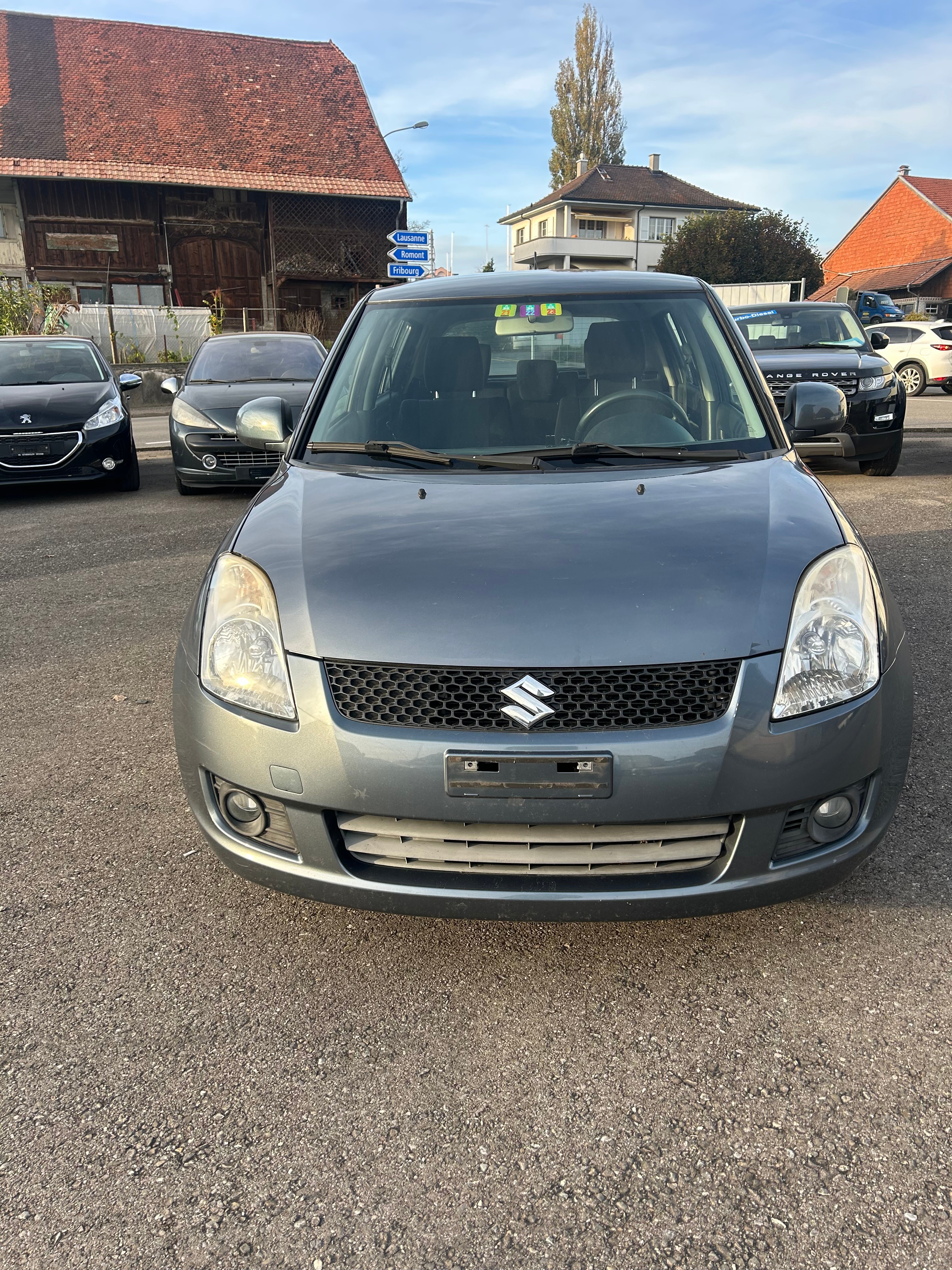 SUZUKI Swift 1.3i 16V GL Top Piz Sulai LE 4x4