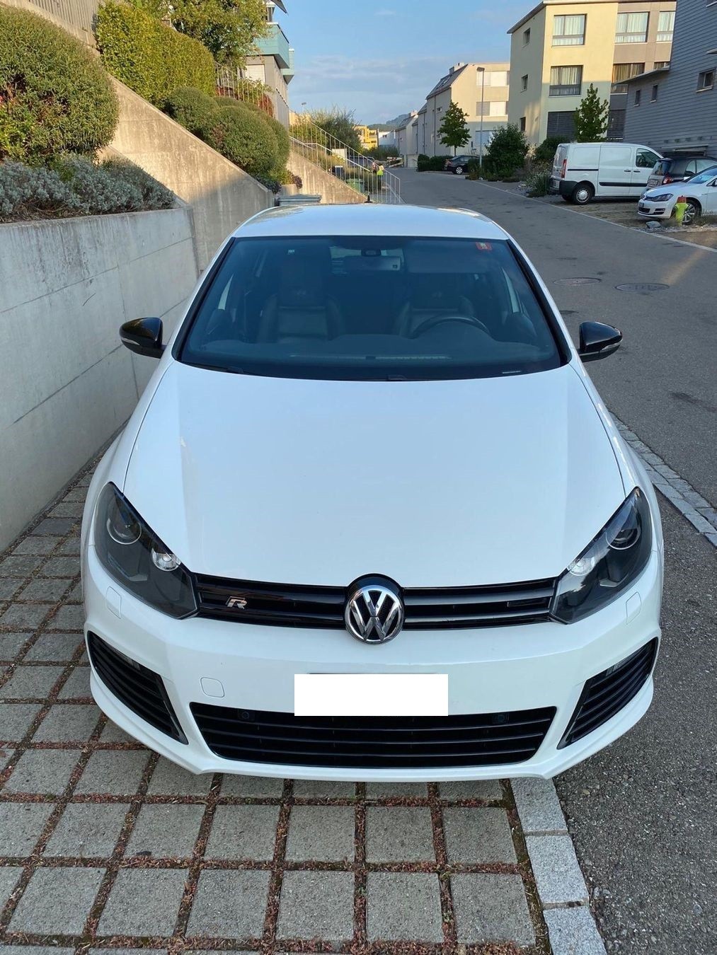 VW Golf 2.0 TSI R 4Motion