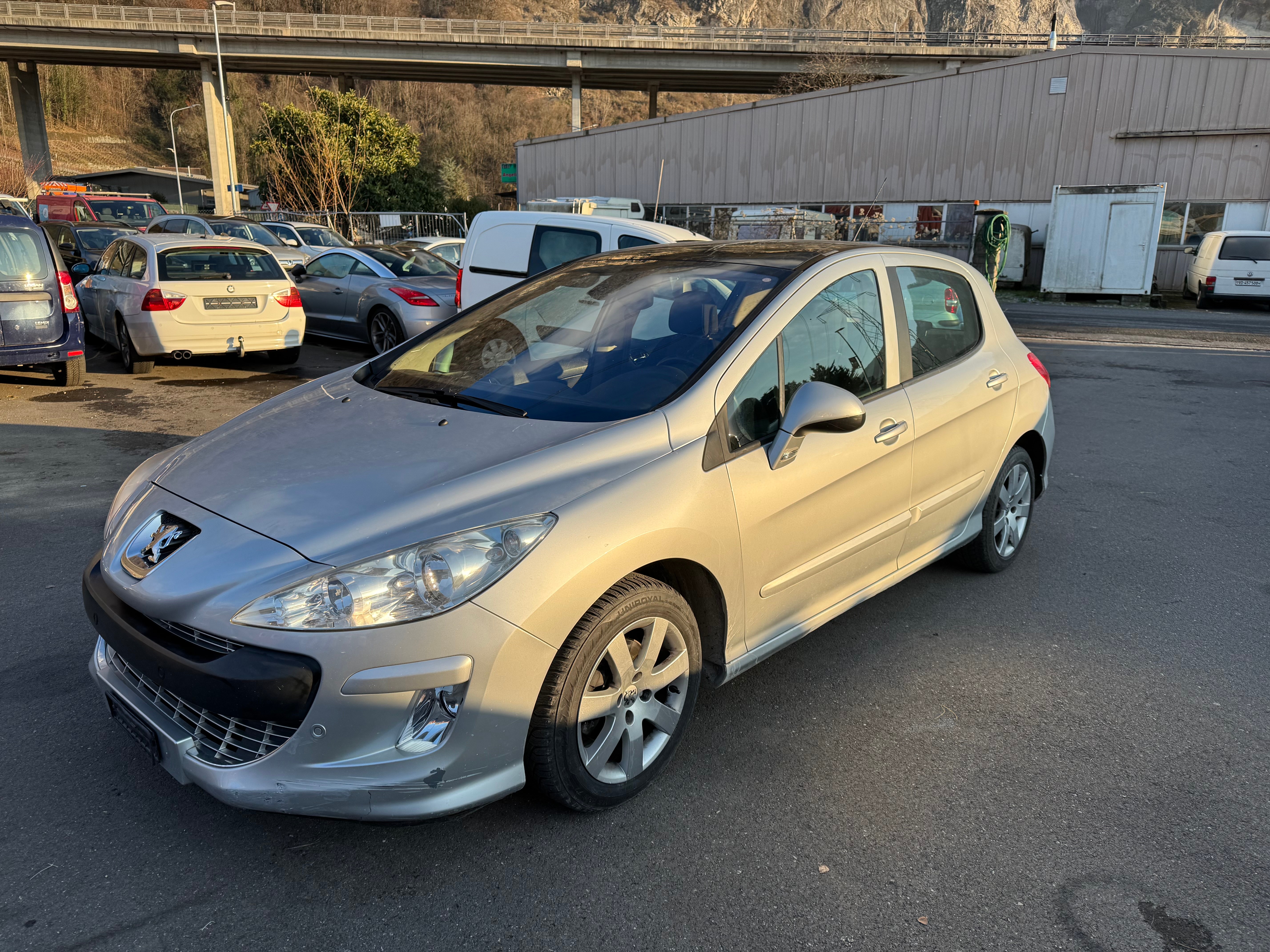 PEUGEOT 308 1.6 16V T Sport Pack Automatic