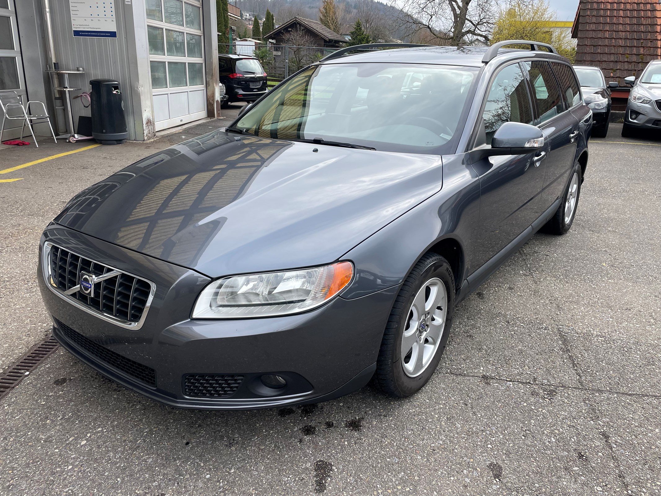 VOLVO V70 2.4D Kinetic Geartronic