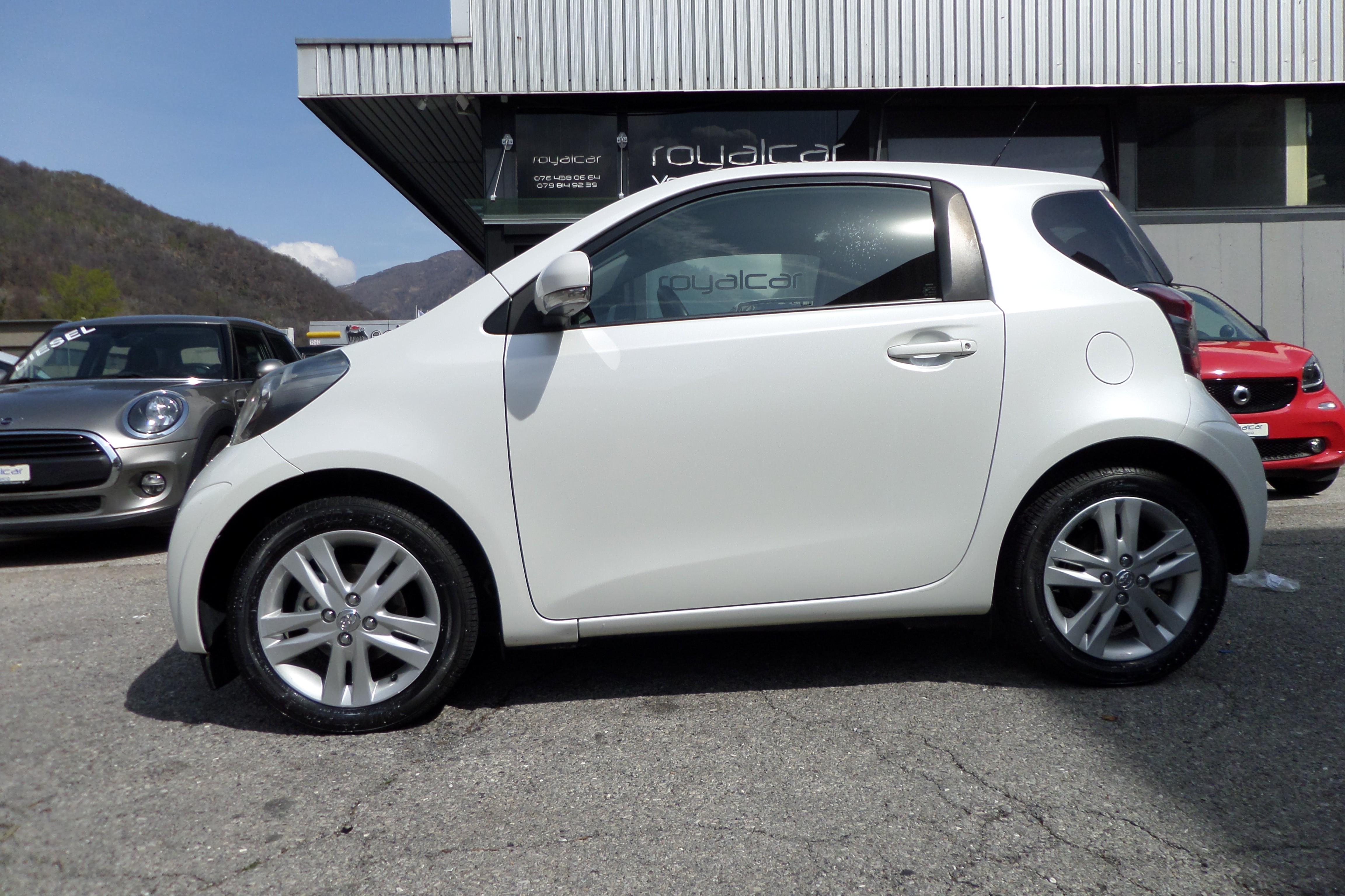 TOYOTA iQ 1.33 Dual VVT-i Linea Luna Multidrive