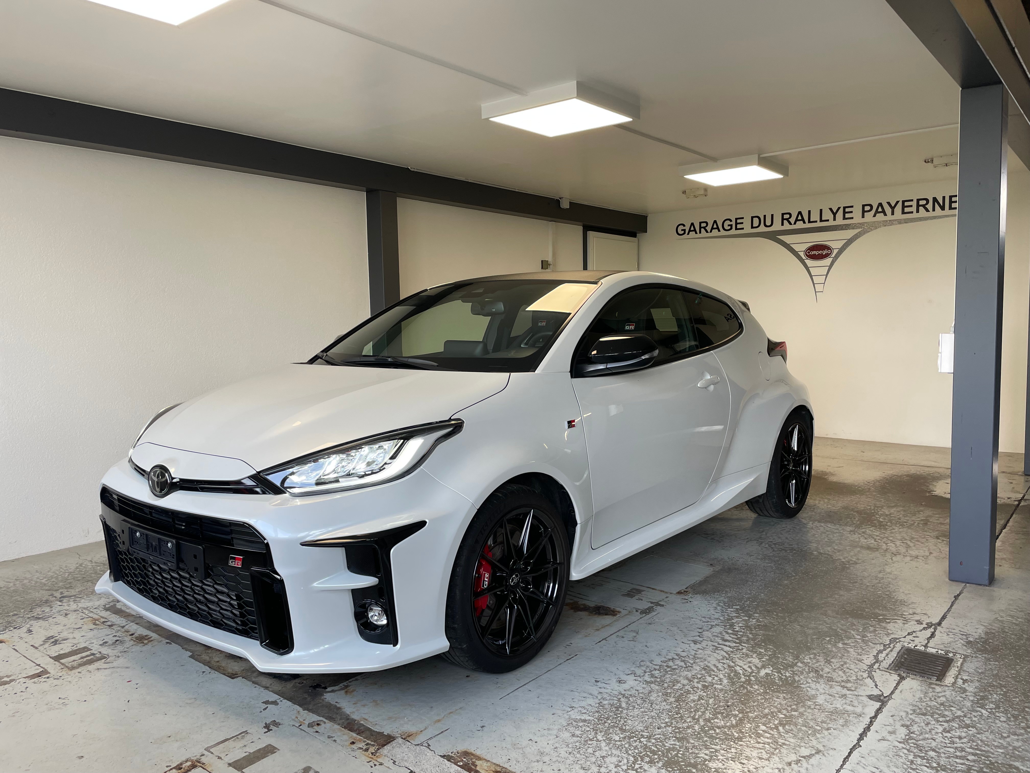 TOYOTA Yaris 1.6 GR Sport