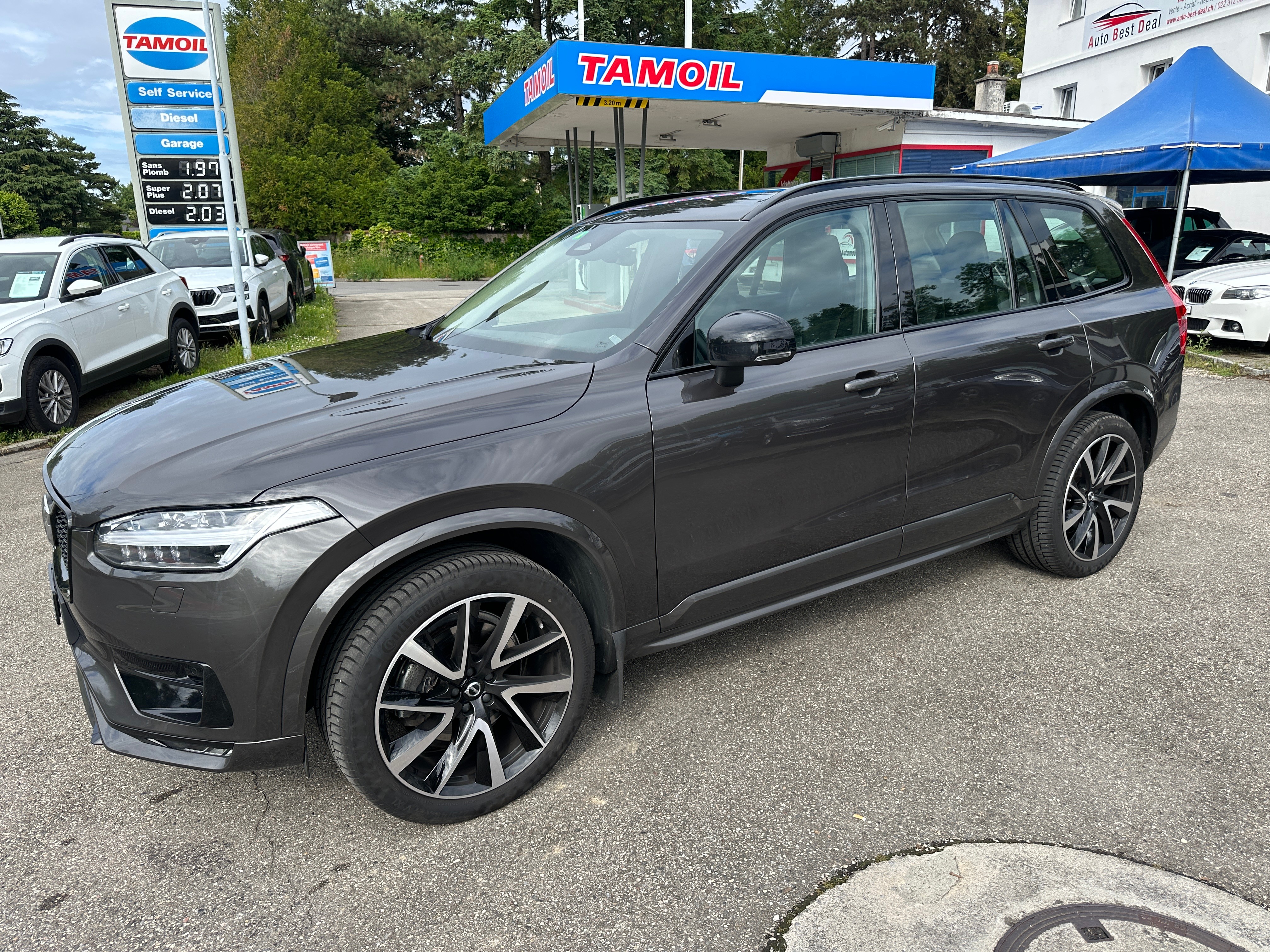 VOLVO XC90 B5 Benzin Mild Hybrid AWD Plus Dark Geartronic