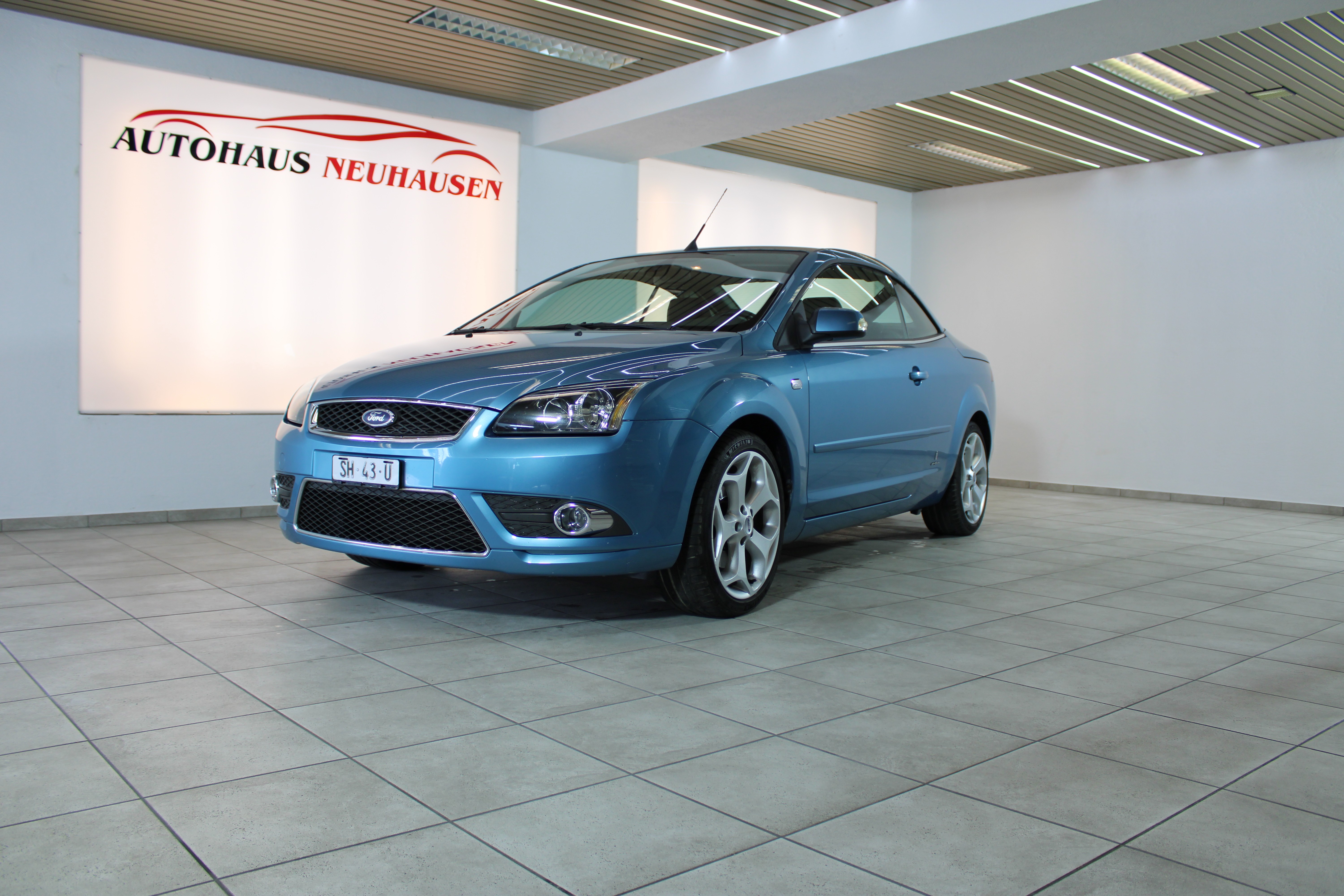 FORD Focus CC 2.0i Titanium Frisch ab MFK Frisch ab Service