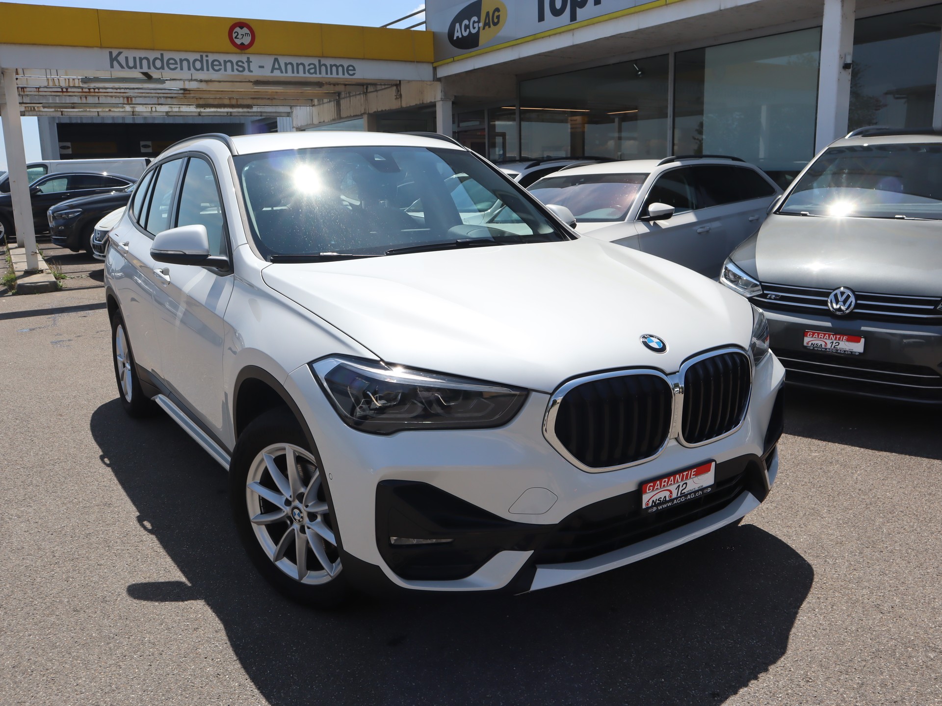 BMW X1 xDrive 18d Sport Line Steptronic ** Voll-Leder Ausstattung ** Gr-Navi mit RF-Kamera ** Frisch ab MFK & Service **