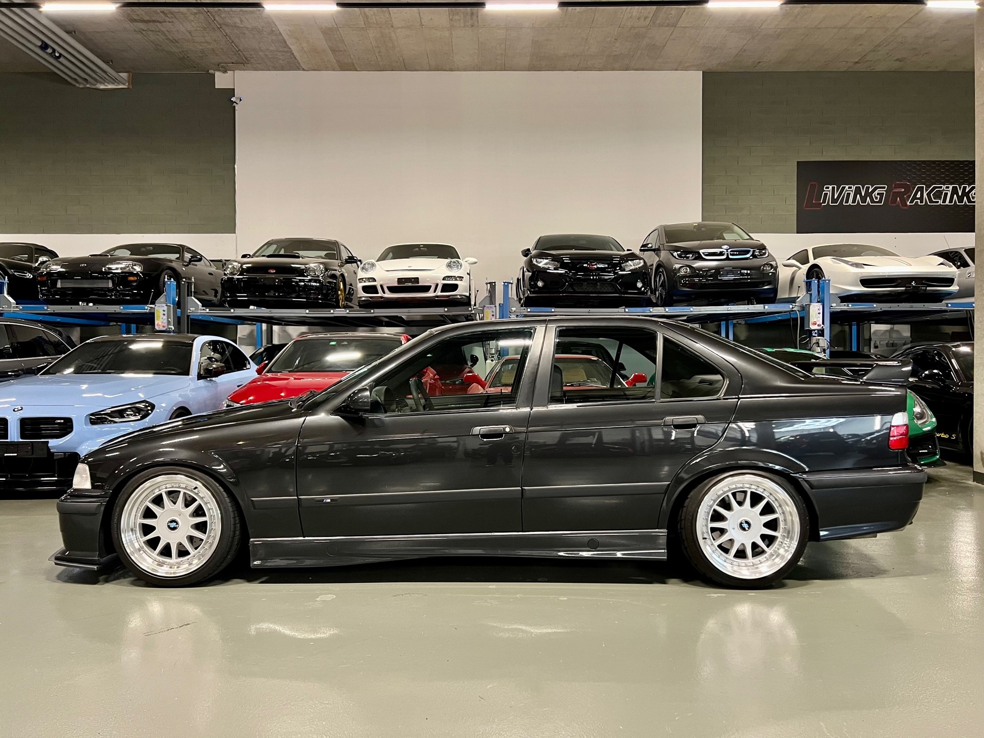 BMW 325i